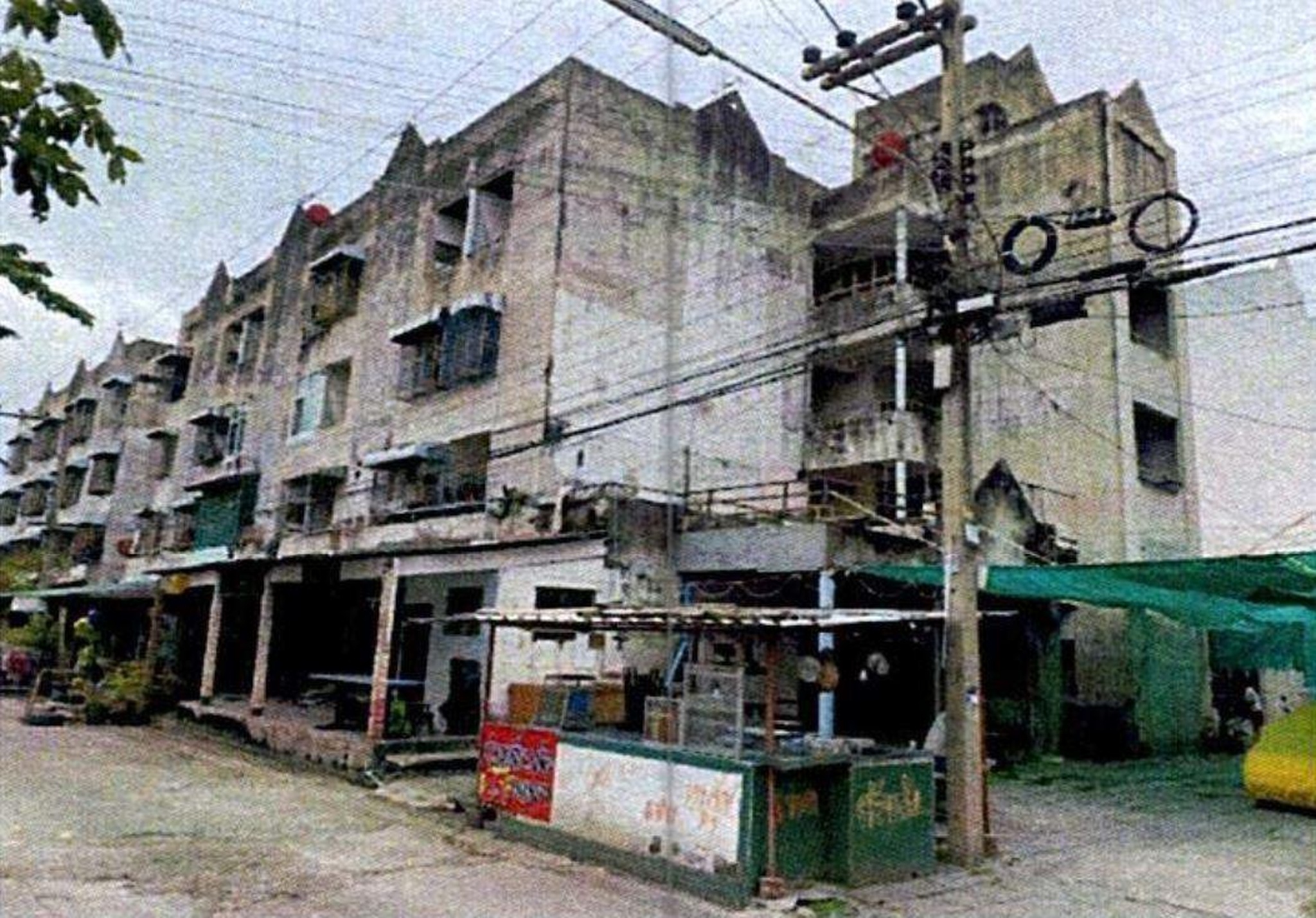 ทรัพย์สถาบันโดย GHB คอนโด รังสิตซิตี้ (แฟลตปลาทอง) (Rangsit City (Flat Plathong))