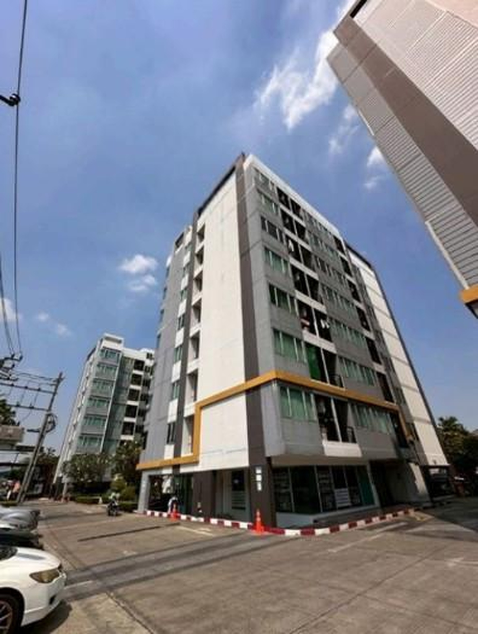 ทรัพย์สถาบันโดย GHB คอนโดใกล้ MRT บางรักใหญ่ เอส 9 คอนโดมิเนียม (S9 Condominium)