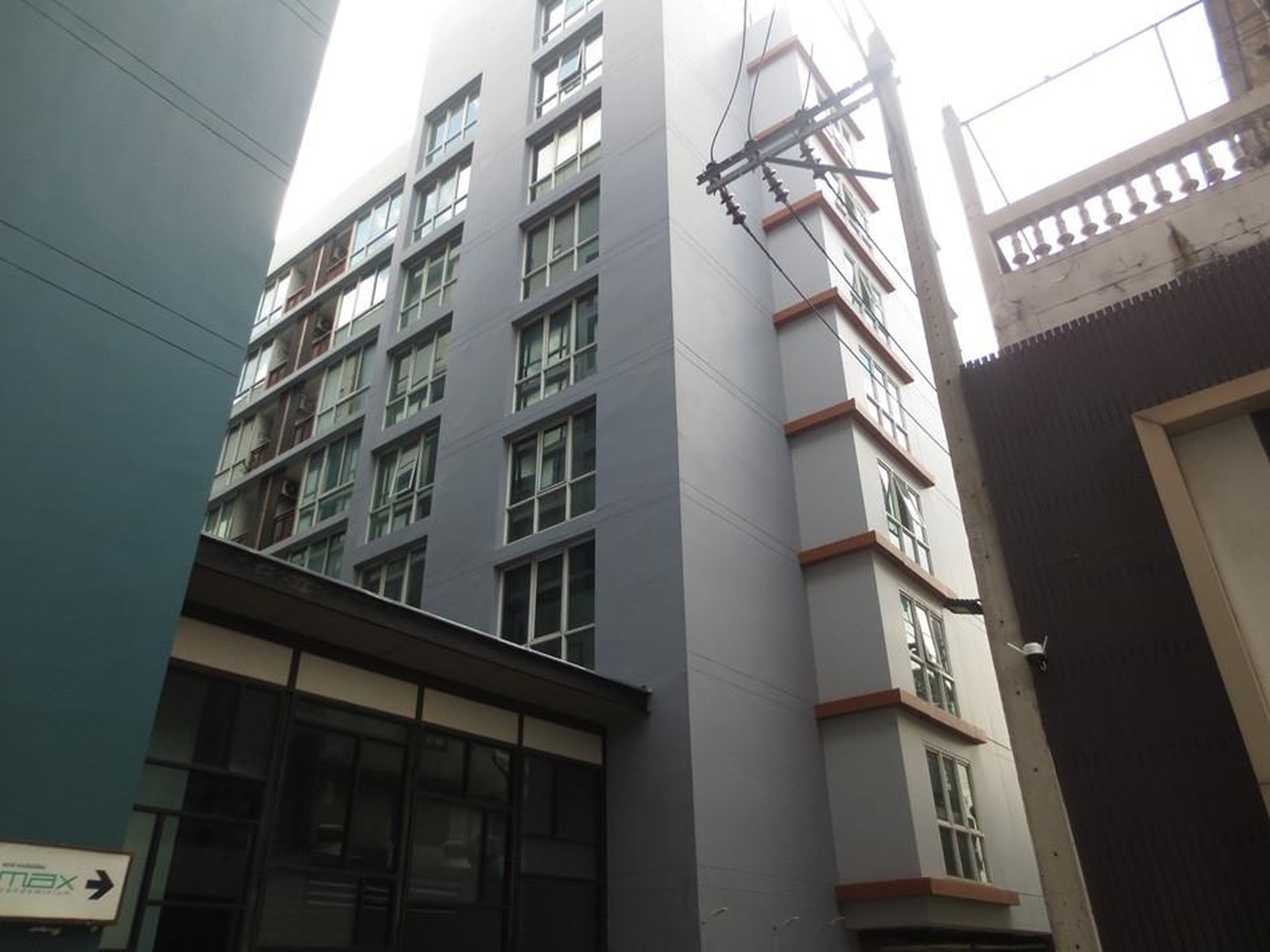 ทรัพย์สถาบันโดย GHB คอนโด แมกซ์ คอนโดมิเนียม งามวงศ์วาน-แคราย (Max Condominium Ngamwongwan-Khaerai)