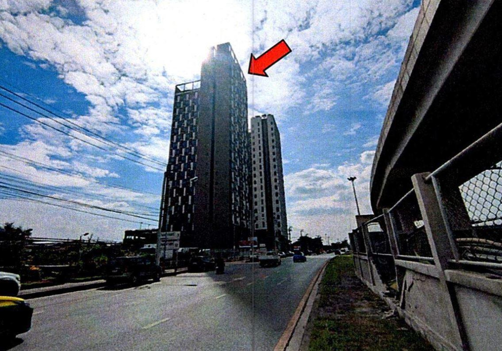 ทรัพย์สถาบันโดย GHB คอนโด บลอสซั่ม คอนโด แอท แฟชั่น อัลติจูด (Blossom Condo @Fashion Altitude)