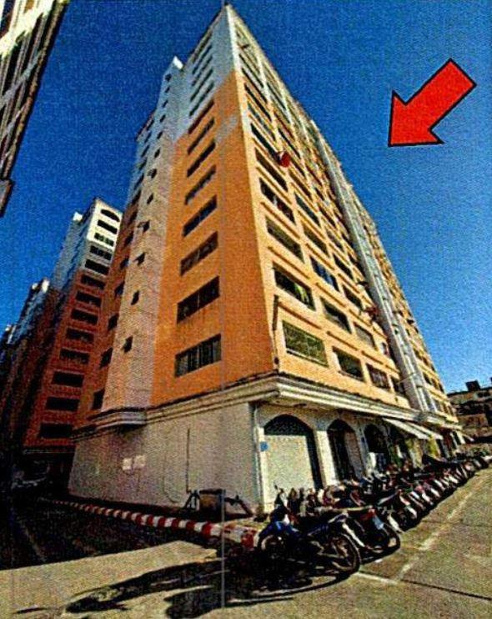 ทรัพย์สถาบันโดย GHB คอนโด ฟิวเจอร์ เพลส คอนโดมิเนียม (Future Place Condominium)