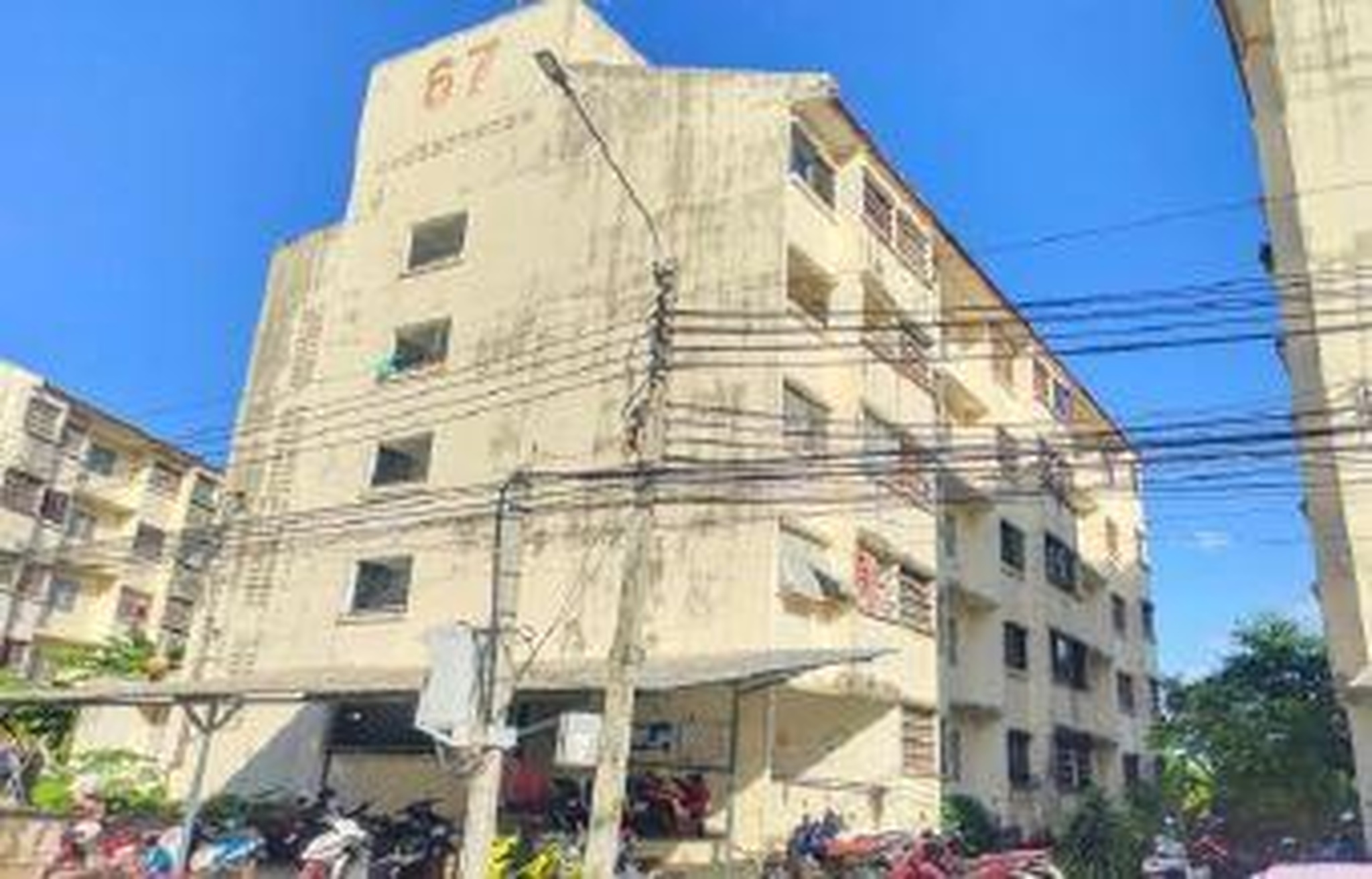 ทรัพย์สถาบันโดย GHB คอนโด บ้านเอื้ออาทร บางโฉลง (Baan Ua-Athorn Bang Chalong)