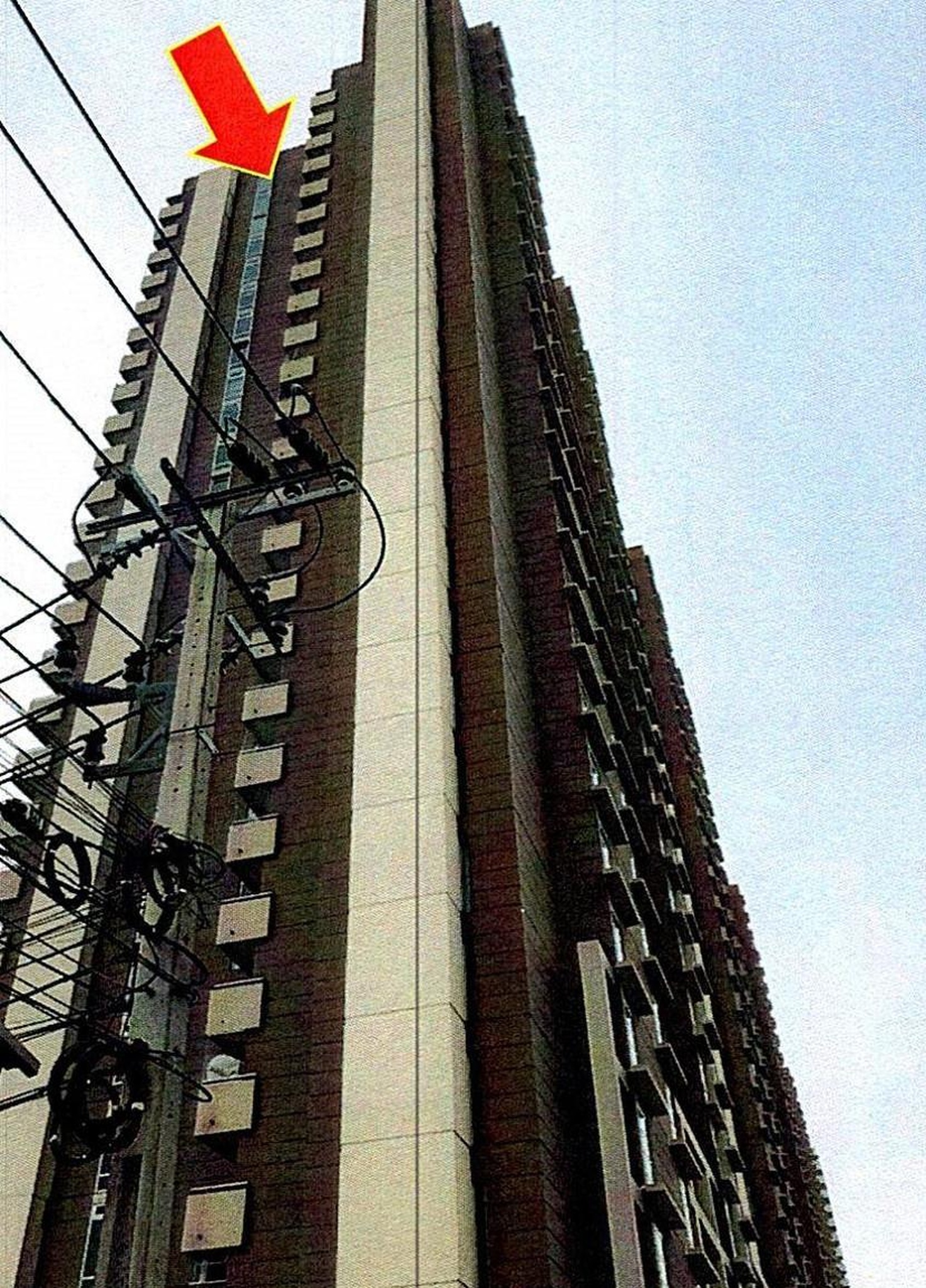 ทรัพย์สถาบันโดย GHB คอนโด เลควิว คอนโดมิเนียม เจนีวา (Lakeview Condominium Geneva)