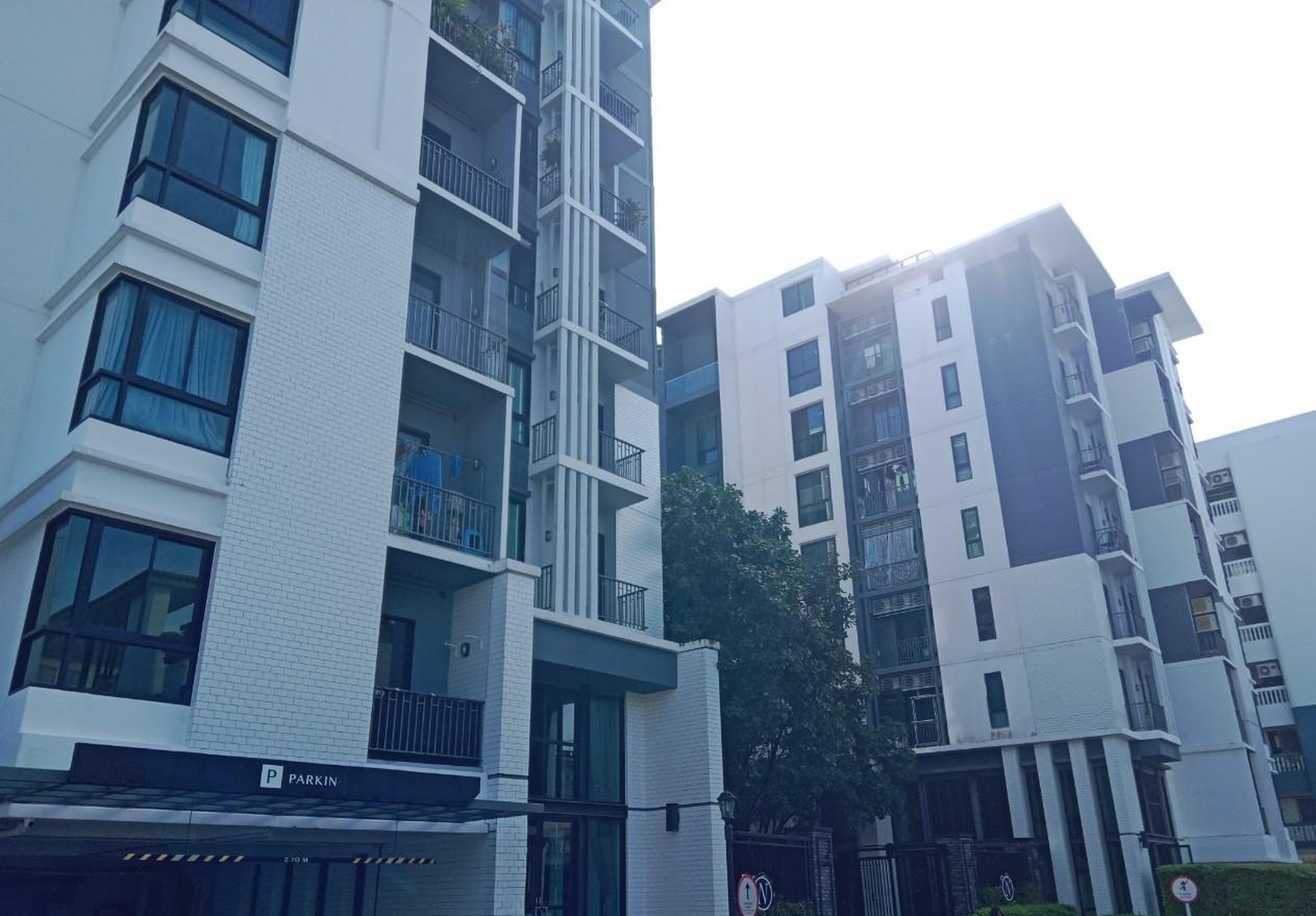 ทรัพย์สถาบันโดย GHB คอนโดใกล้ BTS บางนา น็อตติ้งฮิลล์ สุขุมวิท 105 (Notting Hill Sukhumvit 105)