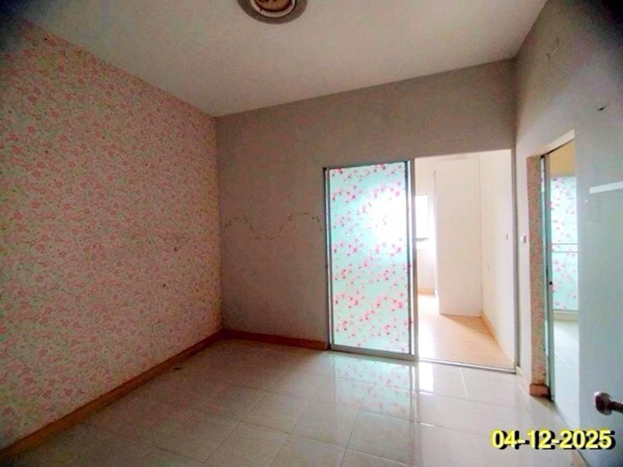 ทรัพย์สถาบันโดย KASIKORNBANK คอนโดใกล้ PK21 วัชรพล สมาร์ทคอนโด วัชรพล (Smart Condo Watcharaphol)