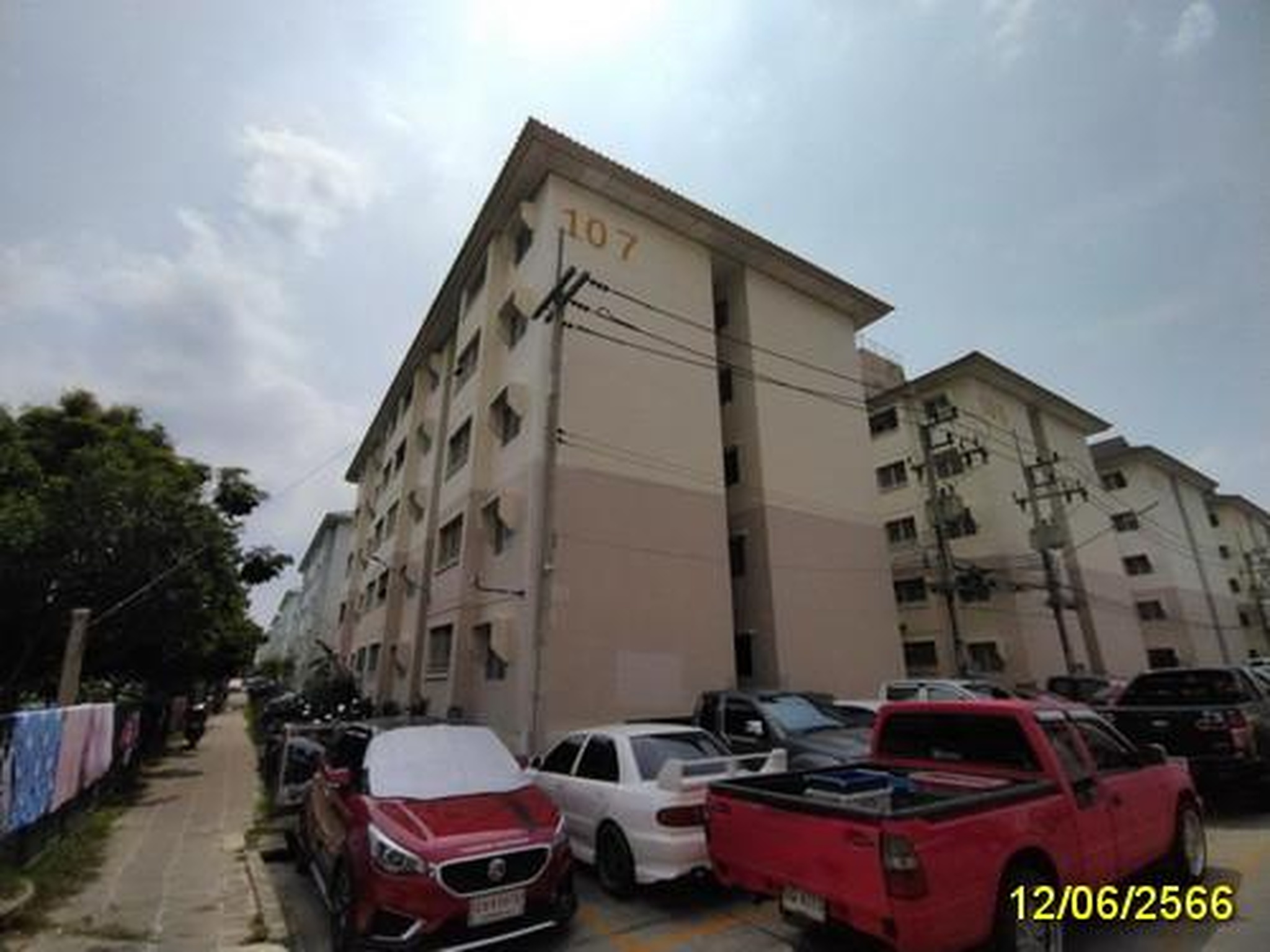 ทรัพย์สถาบันโดย GHB คอนโด บ้านเอื้ออาทร พหลโยธิน กม.44 (Baan Ua-Athorn Phaholyothin Km.44)