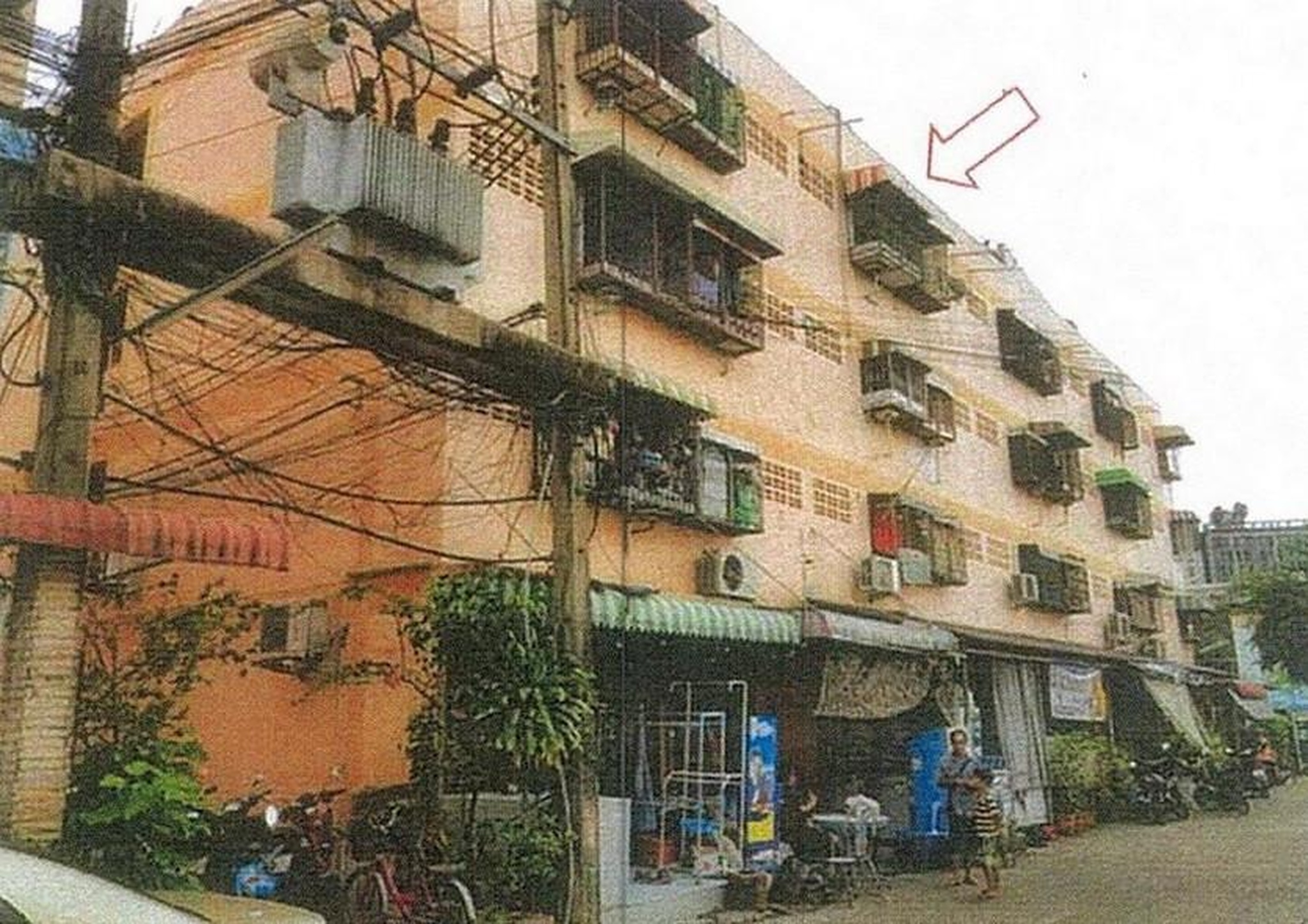 ทรัพย์สถาบันโดย GHB คอนโดใกล้ BTS พหลโยธิน 59 เสริมศิริ คอนโดมิเนียม (Sermsiri Condominium)