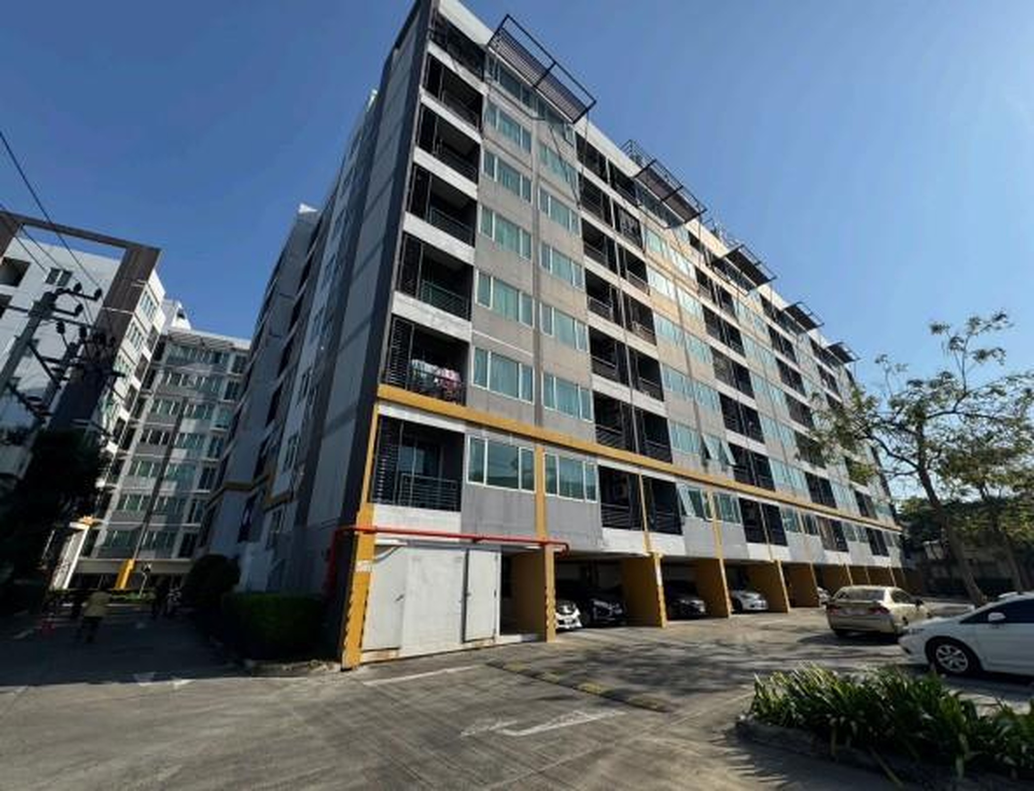 ทรัพย์สถาบันโดย GHB คอนโดใกล้ MRT บางรักใหญ่ เอส 9 คอนโดมิเนียม (S9 Condominium)