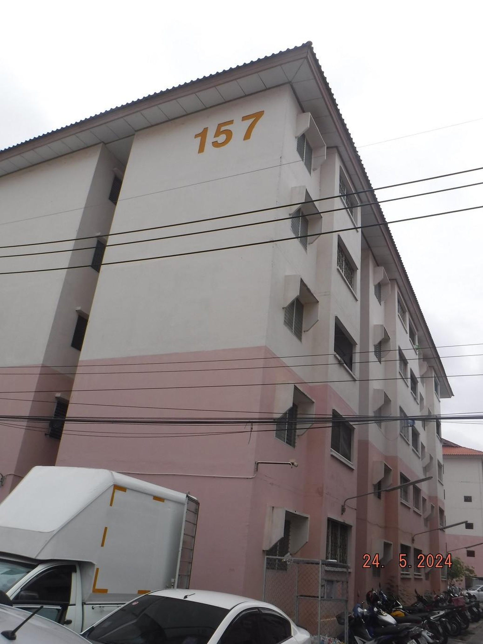 ทรัพย์สถาบันโดย GHB คอนโด บ้านเอื้ออาทร พหลโยธิน กม.44 (Baan Ua-Athorn Phaholyothin Km.44)