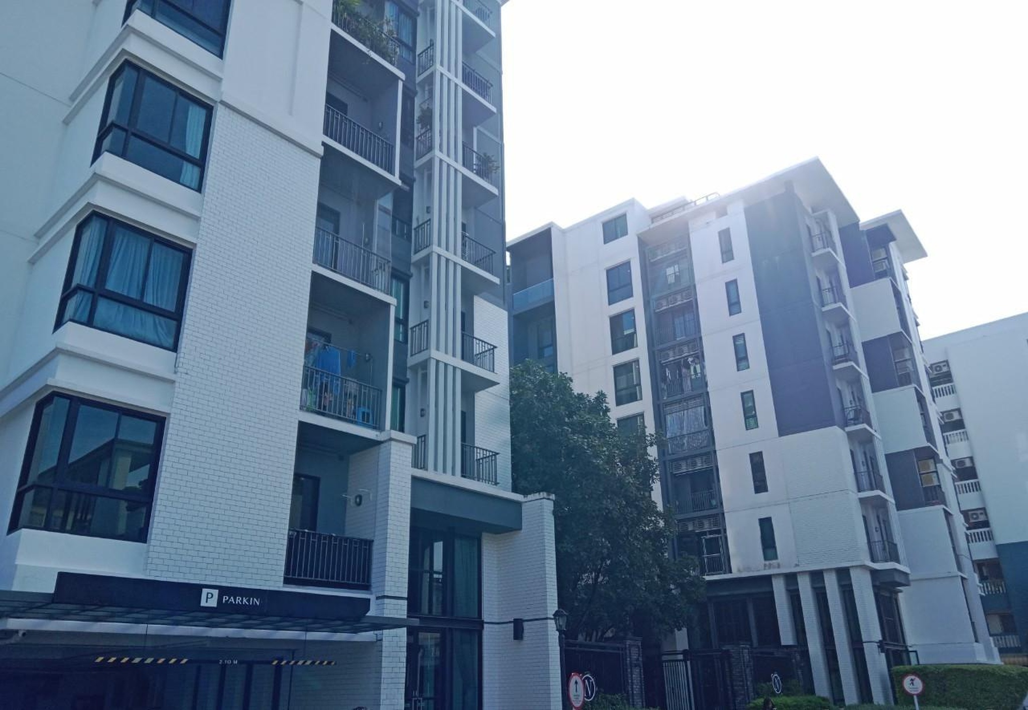 ทรัพย์สถาบันโดย GHB คอนโดใกล้ BTS บางนา น็อตติ้งฮิลล์ สุขุมวิท 105 (Notting Hill Sukhumvit 105)