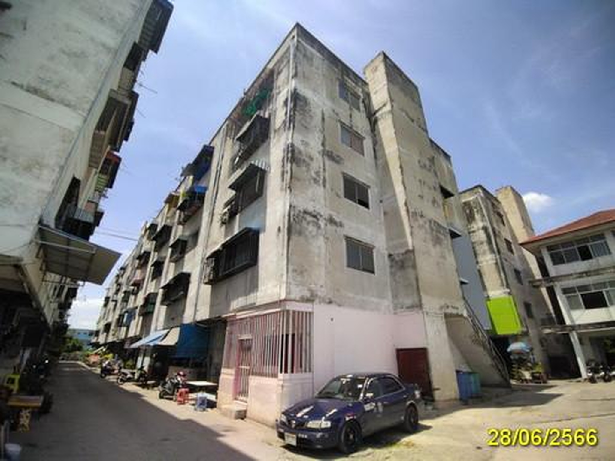 ทรัพย์สถาบันโดย GHB คอนโด เอกธานีคอนโดทาวน์ สุขี 2 (Aekthani Condotown Sukhi 2)