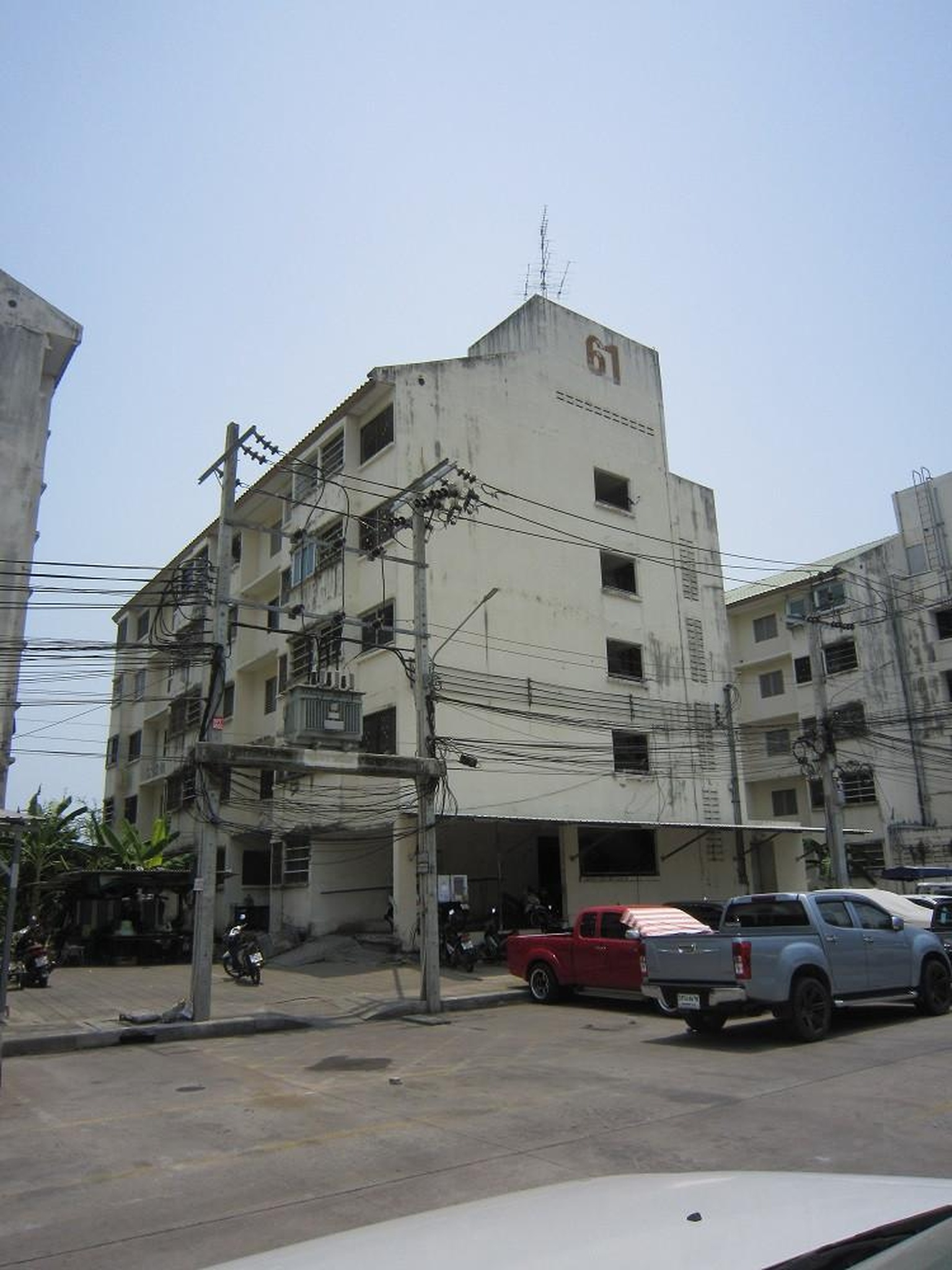 ทรัพย์สถาบันโดย GHB คอนโด บ้านเอื้ออาทร บางโฉลง (Baan Ua-Athorn Bang Chalong)