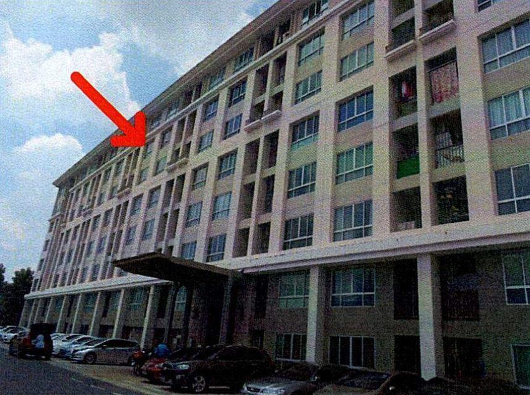 ทรัพย์สถาบันโดย GHB คอนโด ดีคอนโด สาธุประดิษฐ์ 49 (dCondo Sathupradit 49)