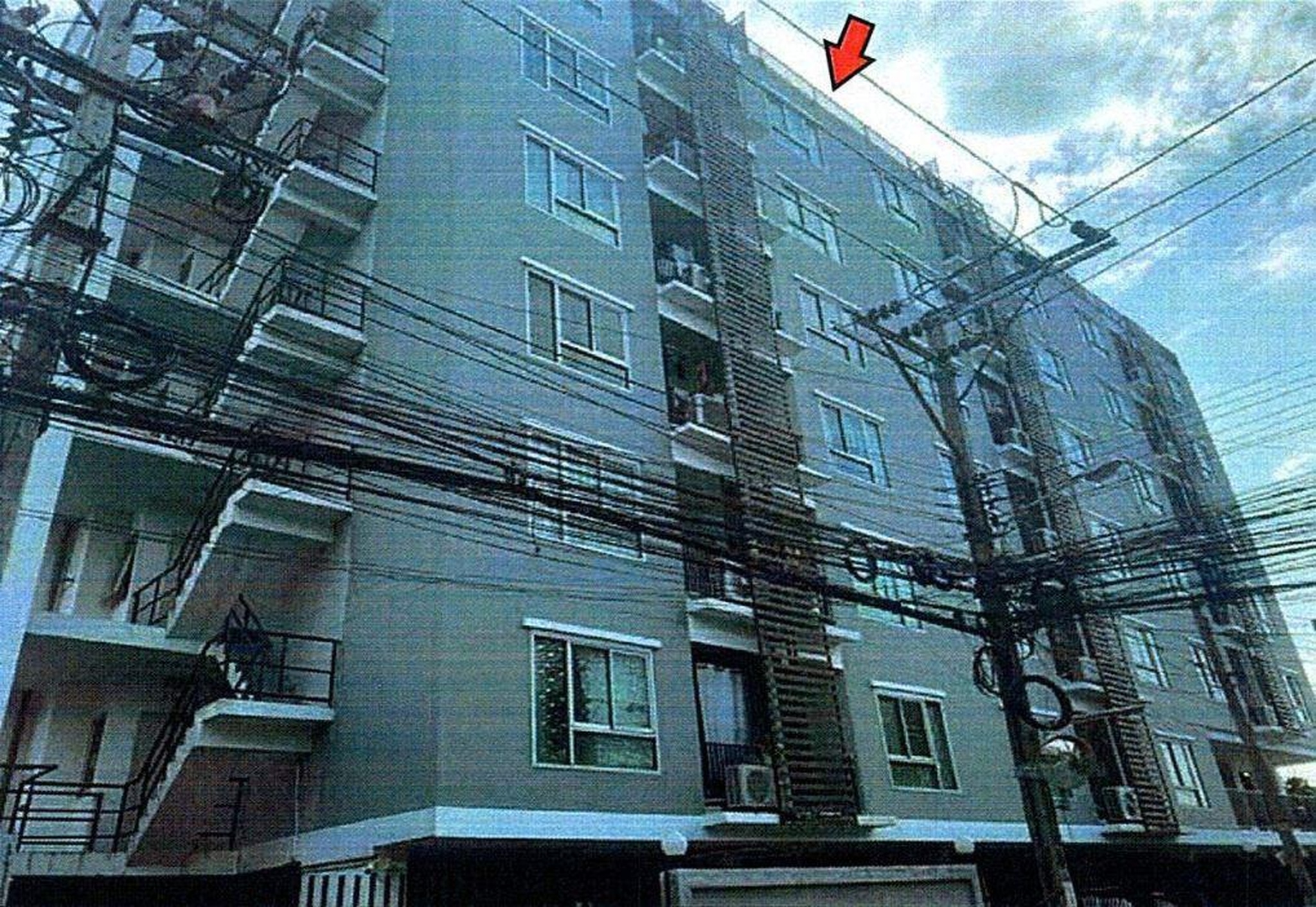 ทรัพย์สถาบันโดย GHB คอนโดใกล้ BTS สายหยุด รีเจ้นท์โฮม 16 พหลโยธิน 67 (Regent Home 16)