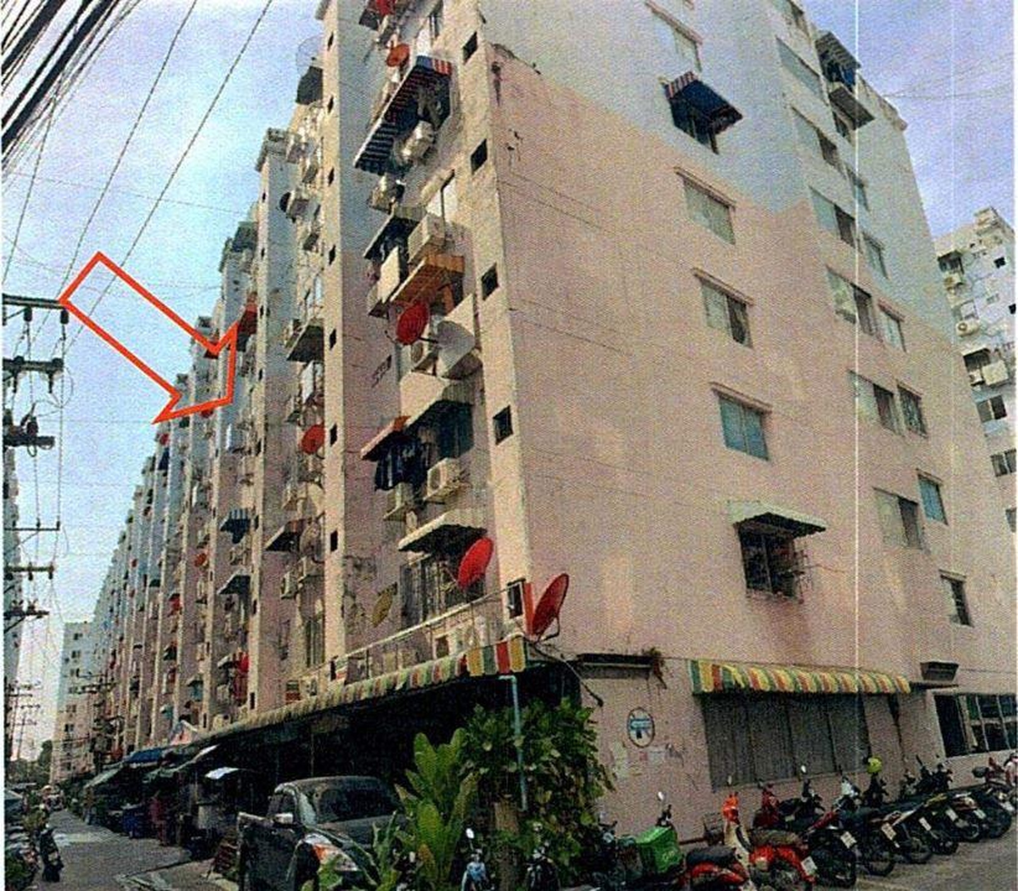 ทรัพย์สถาบันโดย GHB คอนโด นิรันดร์ ซิตี้ ลาดพร้าว 101 (Niran City Ladprao 101)