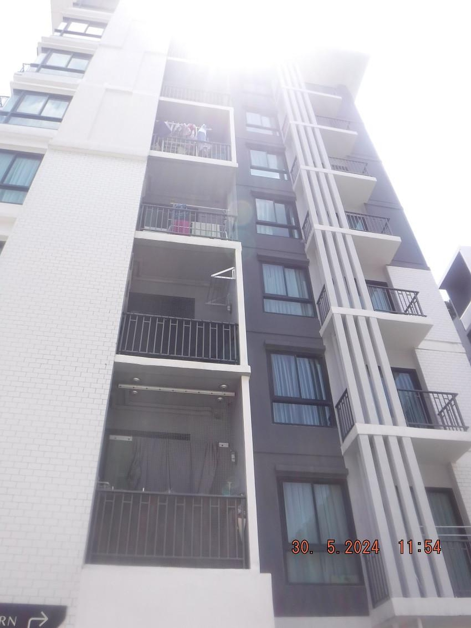 ทรัพย์สถาบันโดย GHB คอนโดใกล้ BTS แบริ่ง น็อตติ้งฮิลล์ สุขุมวิท 105 (Notting Hill Sukhumvit 105)