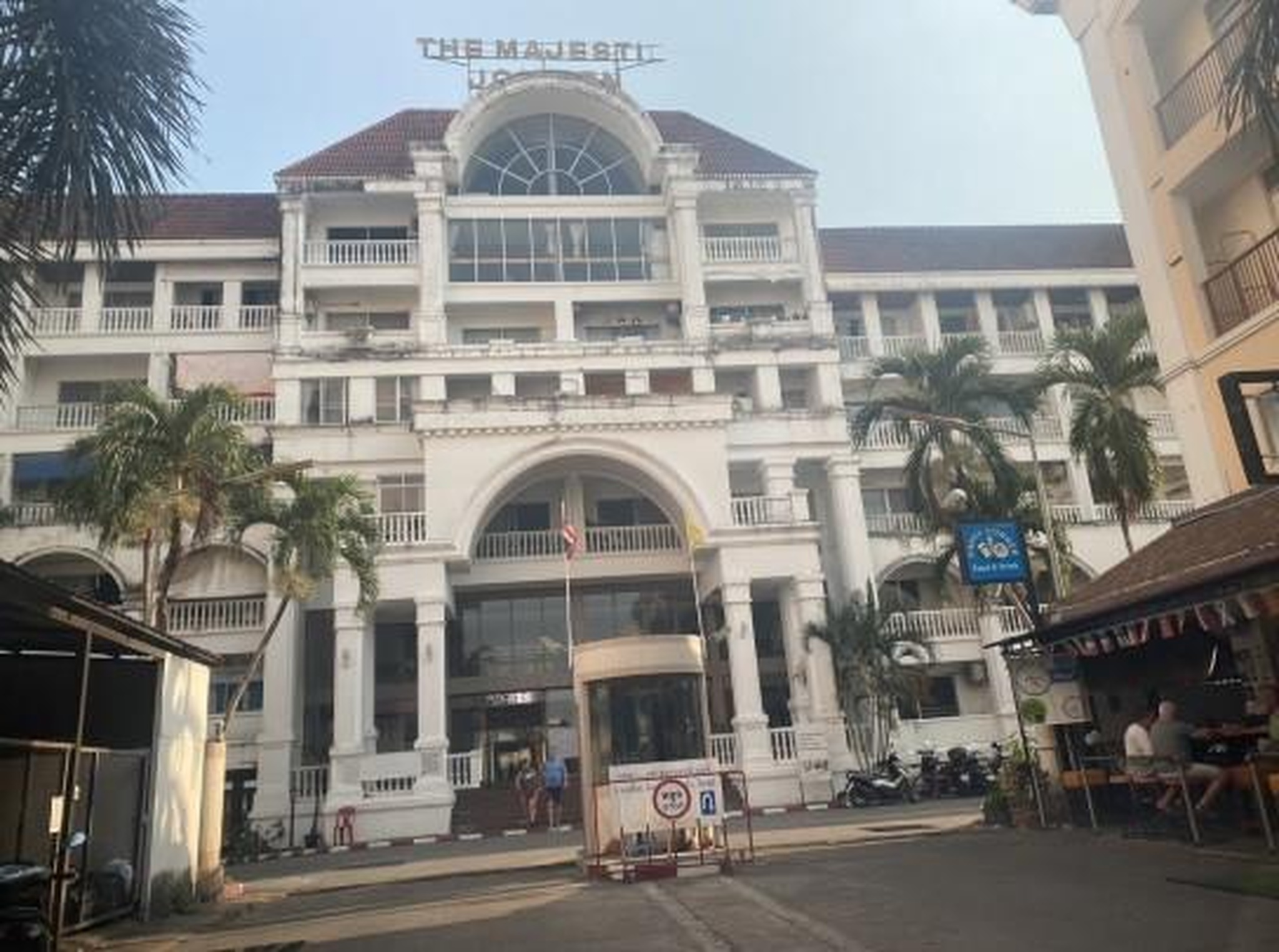 ทรัพย์สถาบันโดย GHB คอนโด เดอะ มาเจสติค จอมเทียน (The Majestic Jomtien)