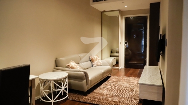 The Diplomat 39 (1 bed, 53sqm, 2 minutes walk from BTS PhromPhong station and Emquartier shopping mall)
