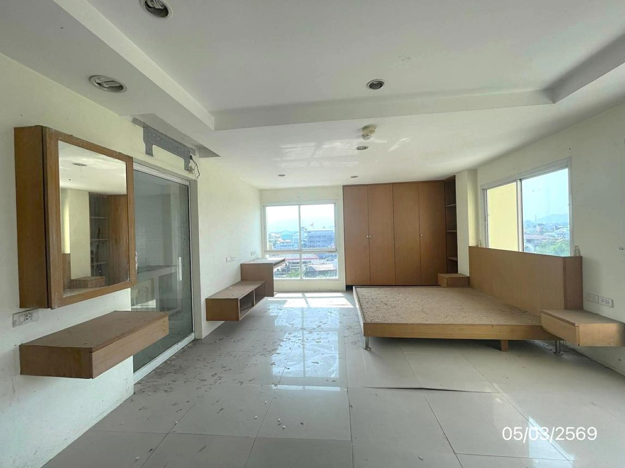 ทรัพย์สถาบันโดย KASIKORNBANK คอนโด เดอะ มูน คอนโดมิเนียม (The Moon Condominium)