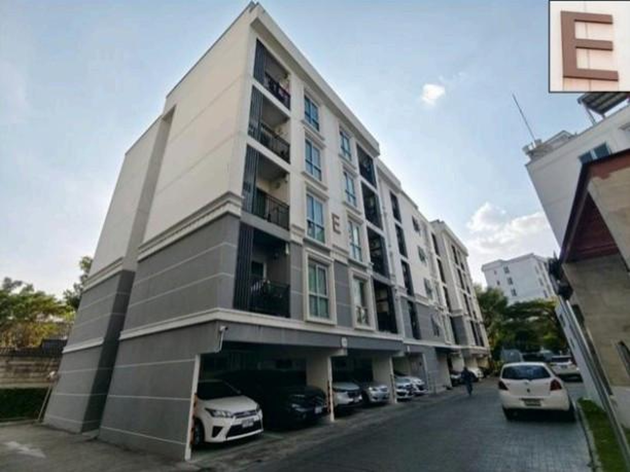 ทรัพย์สถาบันโดย GHB คอนโด พลัมคอนโด แจ้งวัฒนะ สเตชั่น เฟส 2 (Plum Condo Chaengwattana Station (Phase 2))