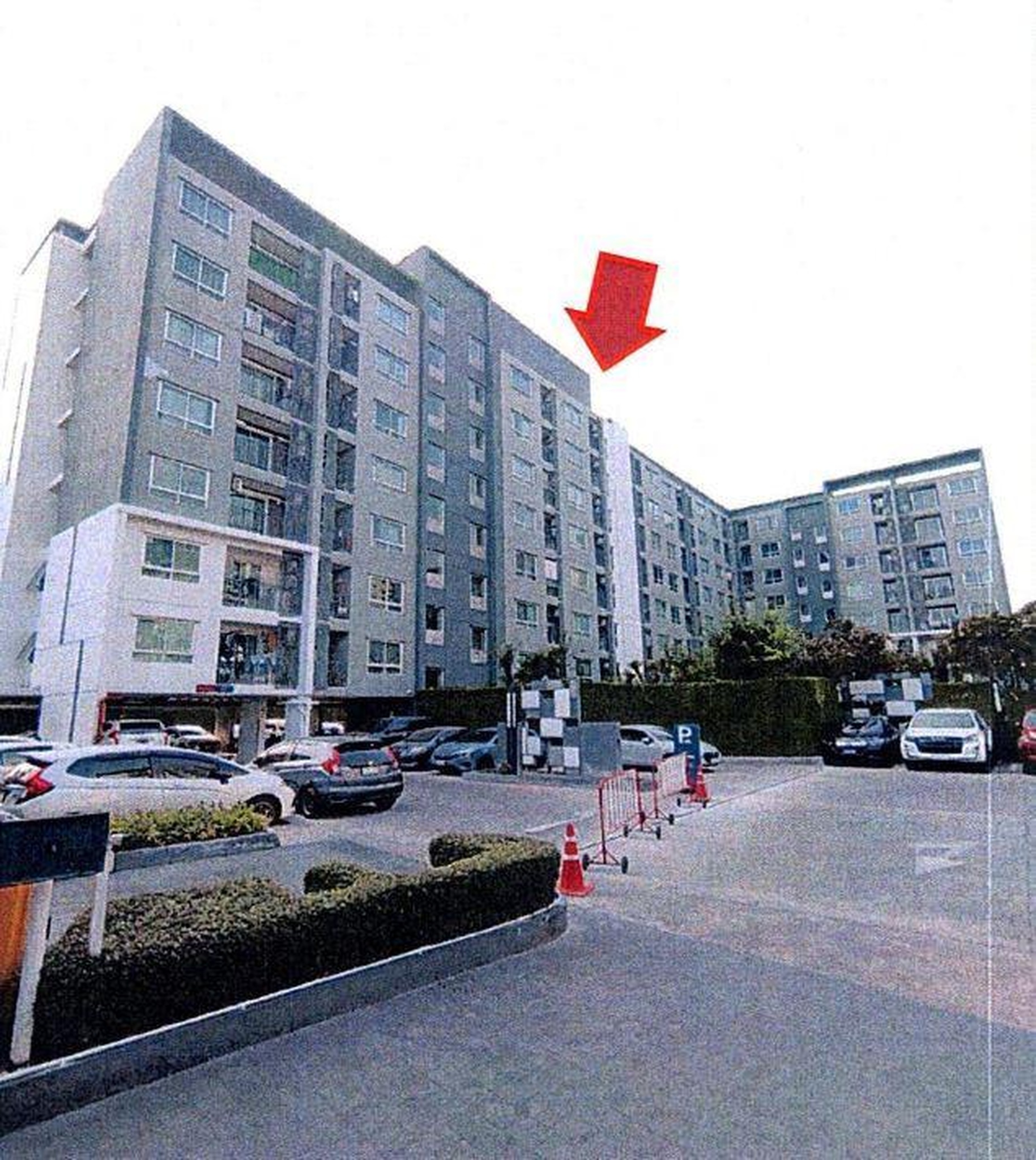 ทรัพย์สถาบันโดย GHB คอนโด พรีเซนต์ คอนโด เอกชัย 32 (Present Condo Ekachai 32)
