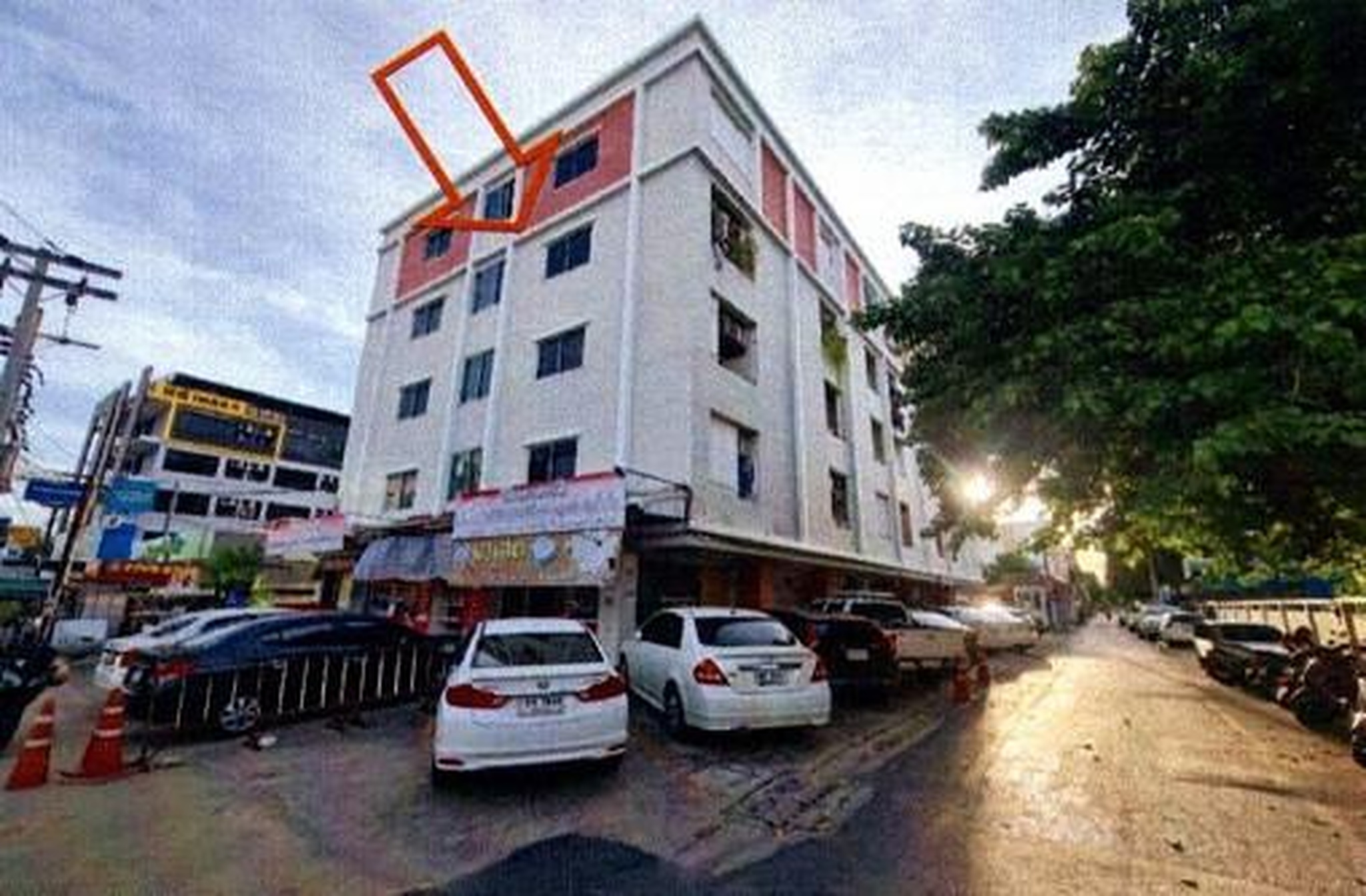 ทรัพย์สถาบันโดย GHB คอนโด ยัวร์คอนโด รามอินทรา 21 (Your Condo Ramintra 21)