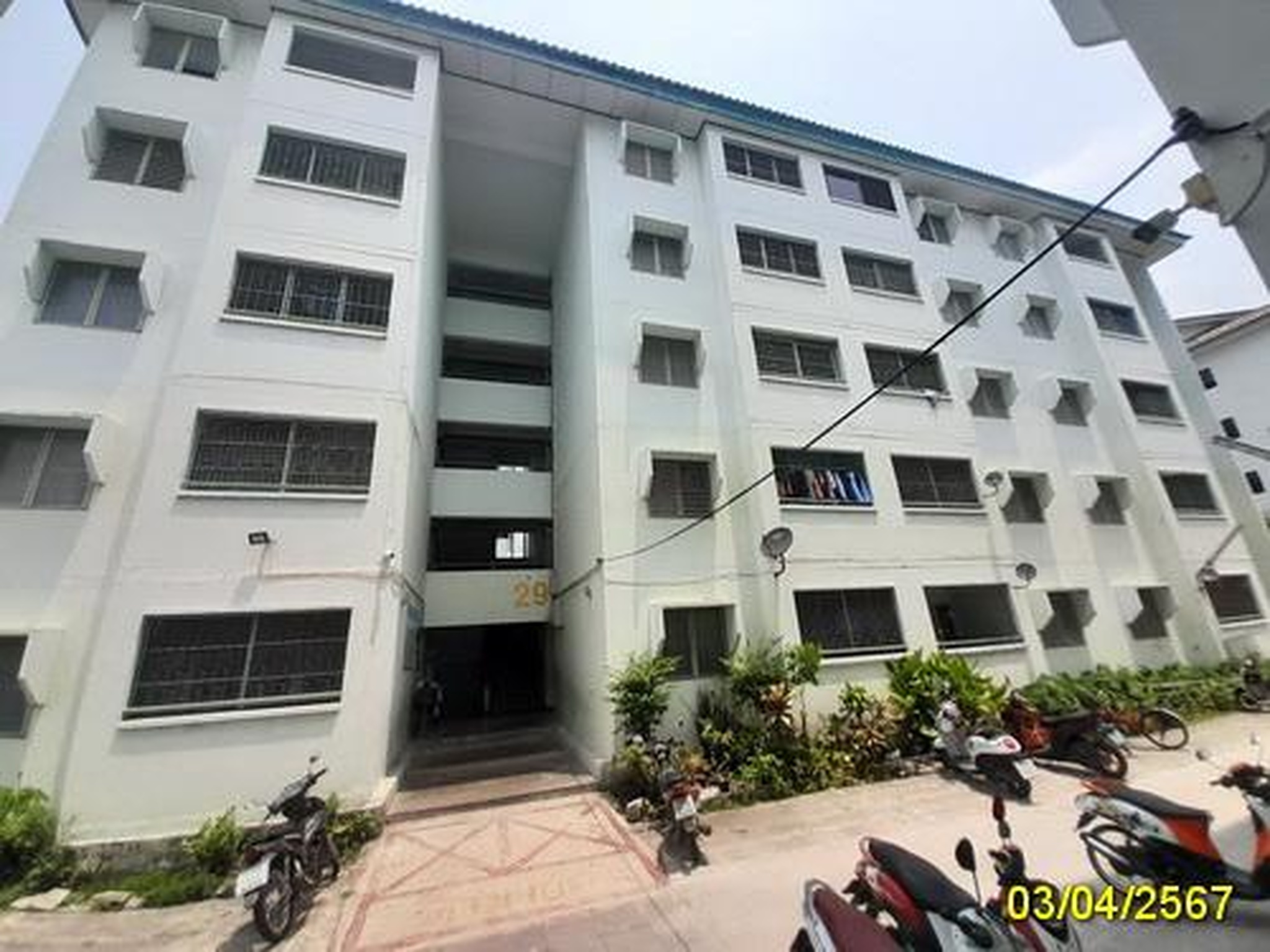 ทรัพย์สถาบันโดย GHB คอนโด บ้านเอื้ออาทร พหลโยธิน กม.44 (Baan Ua-Athorn Phaholyothin Km.44)