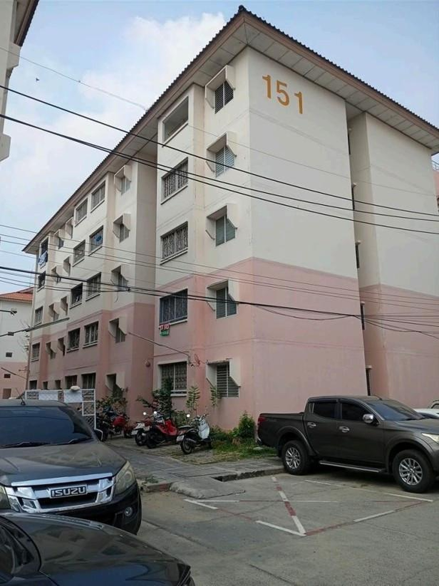 ทรัพย์สถาบันโดย GHB คอนโด บ้านเอื้ออาทร พหลโยธิน กม.44 (Baan Ua-Athorn Phaholyothin Km.44)