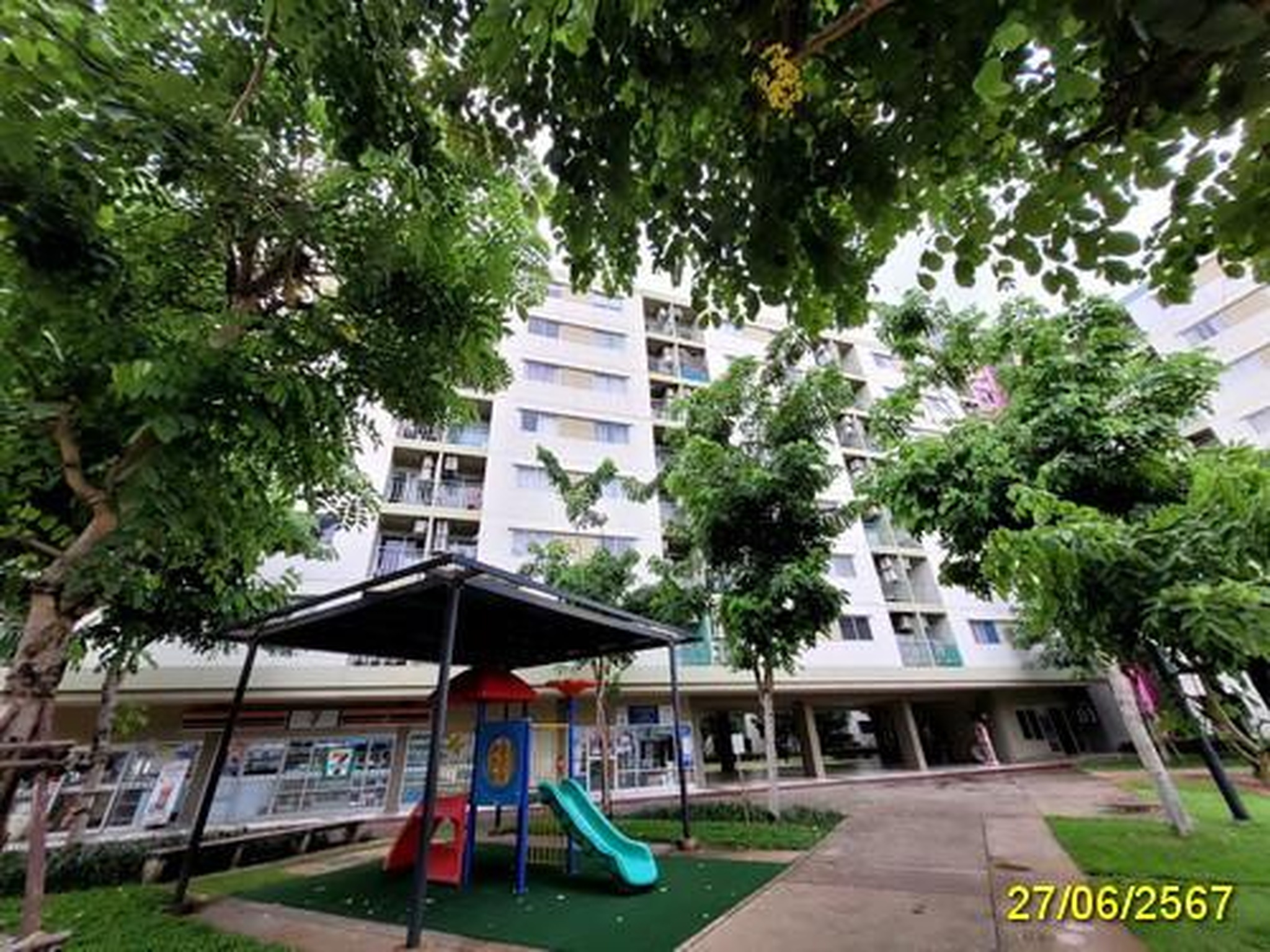 ทรัพย์สถาบันโดย GHB คอนโด ลุมพินี ทาวน์ชิป รังสิต-คลอง 1 (Lumpini Township Rangsit-Klong 1)