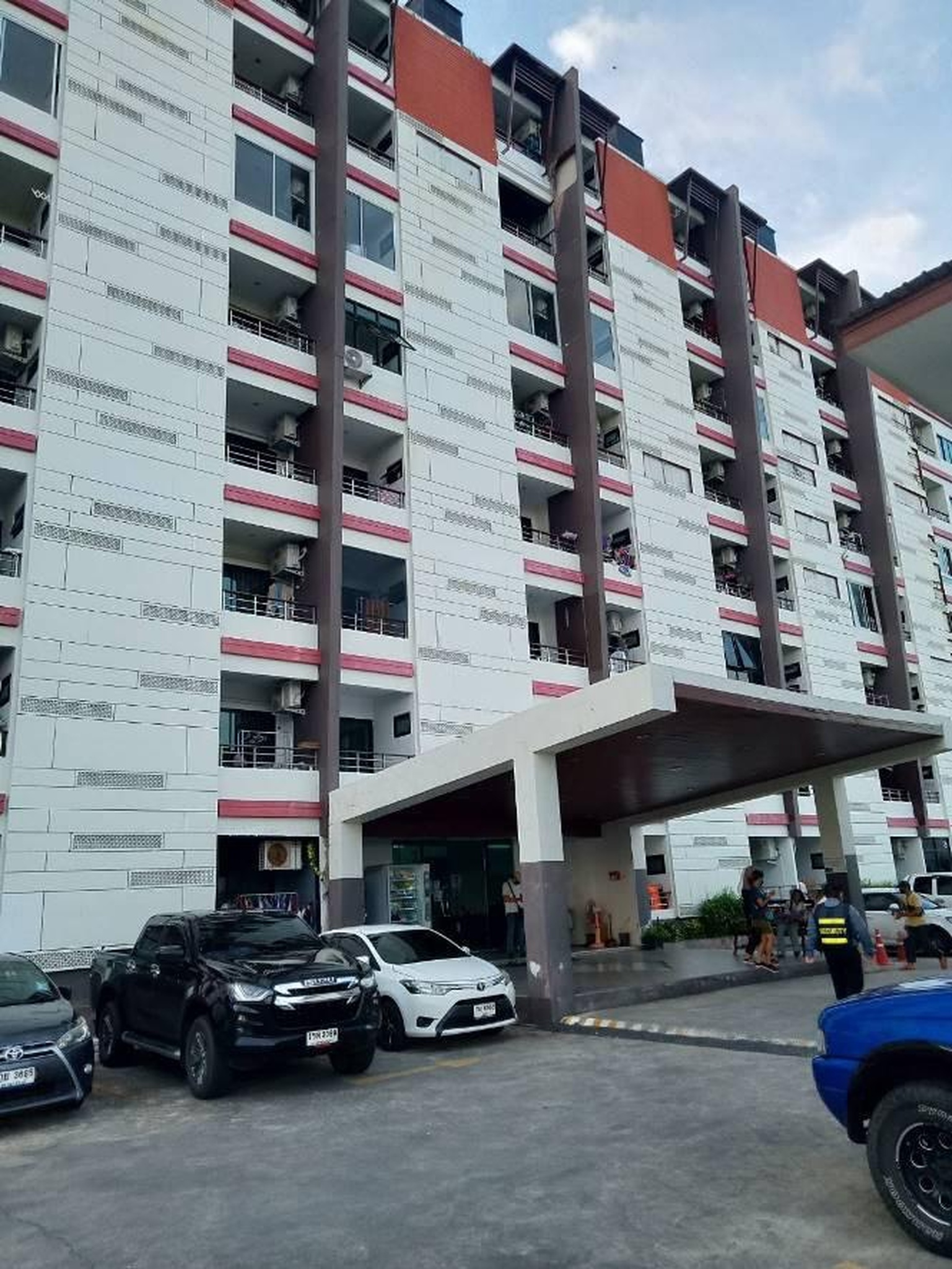 ทรัพย์สถาบันโดย GHB คอนโด พนาสนธิ์ เดอะซิตี้ คอนโดมิเนียม (Phanason The City Condominium)