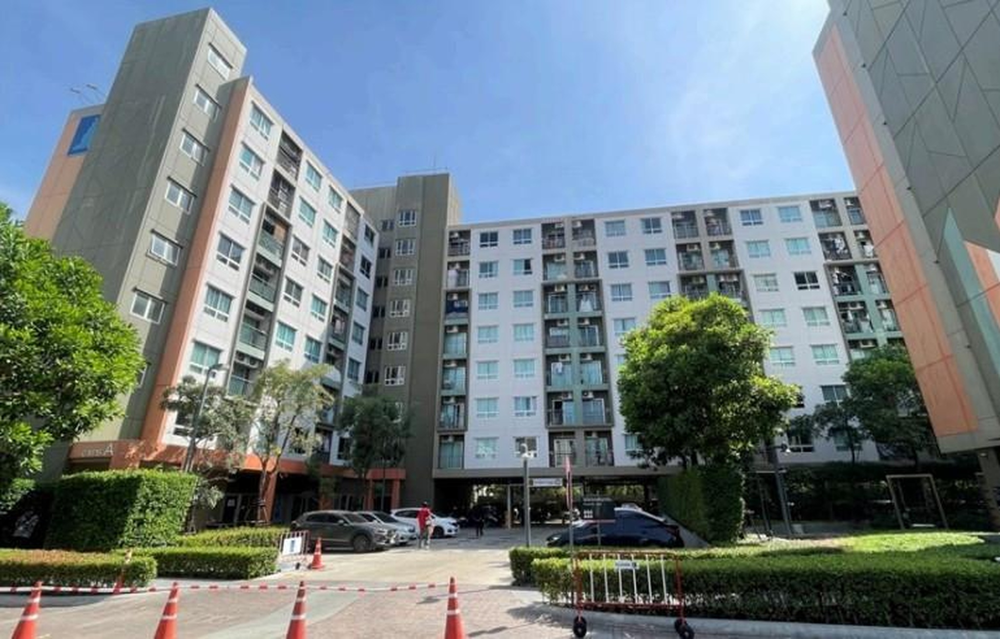 ทรัพย์สถาบันโดย GHB คอนโดใกล้ BTS สำโรง ลุมพินี วิลล์ สุขุมวิท 76-แบริ่งสเตชั่น 2 (Lumpini Ville Sukhumvit 76-Bearing Station 2)