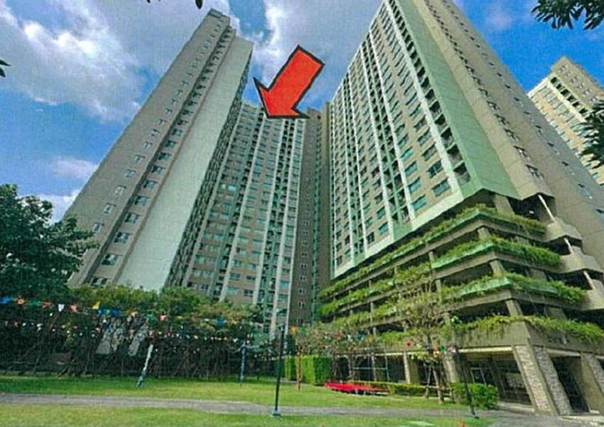 ทรัพย์สถาบันโดย GHB คอนโด ลุมพินี วิลล์ นครอินทร์-ริเวอร์วิว (Lumpini Ville Nakhonin-Riverview)