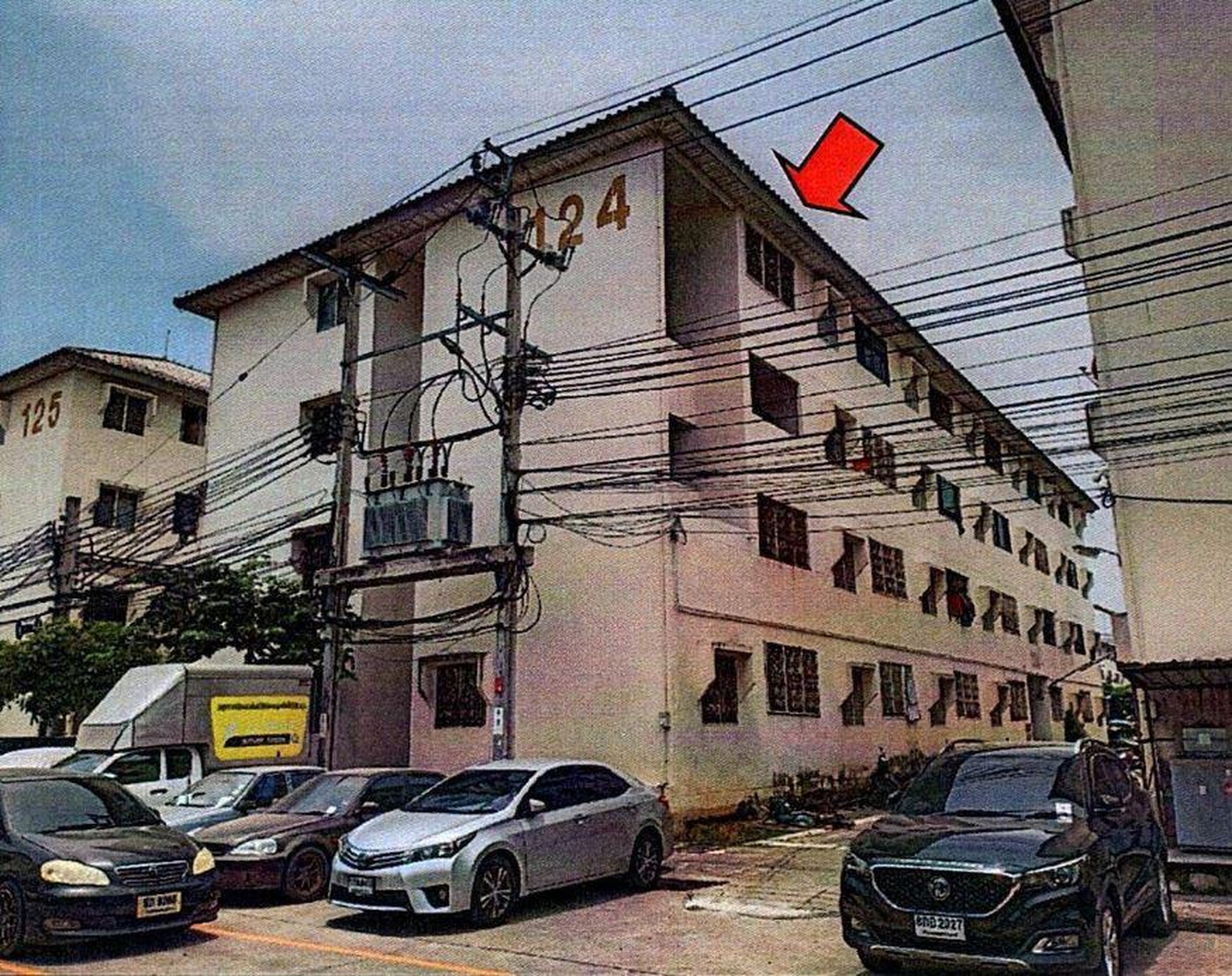ทรัพย์สถาบันโดย GHB คอนโด บ้านเอื้ออาทร ร่มเกล้า 1-6 (Baan Ua-Athorn Romklao 1-6)