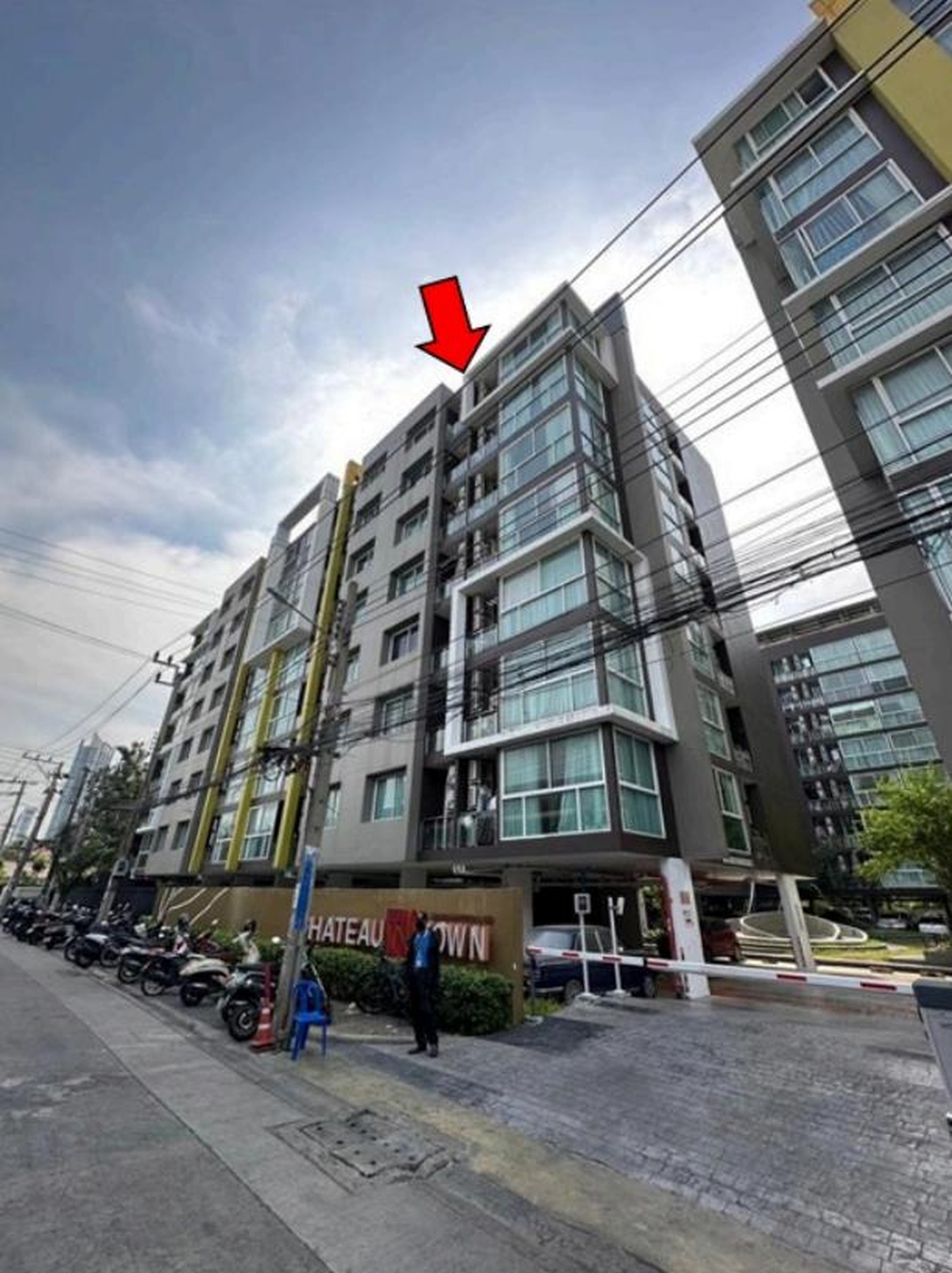 ทรัพย์สถาบันโดย GHB คอนโดใกล้ MRT บางโพ ชาโตว์ อินทาวน์ จรัญสนิทวงศ์ 96/2 (Chateau in Town Charansanitwong 96/2)