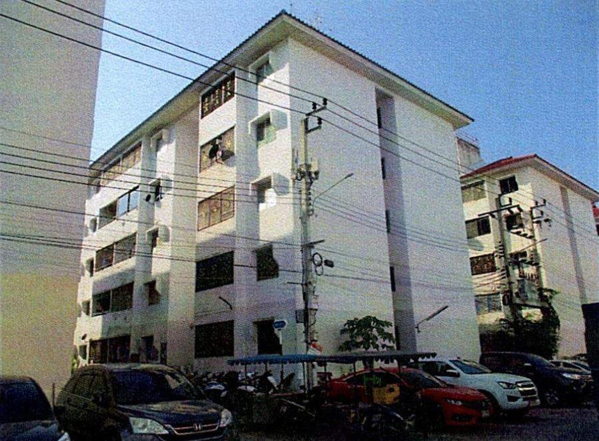 ทรัพย์สถาบันโดย GHB คอนโด บ้านเอื้ออาทร สุวรรณภูมิ 1 (วัดศรีวารีน้อย) (Baan Ua-Athorn Wat Sri Waree Noi)