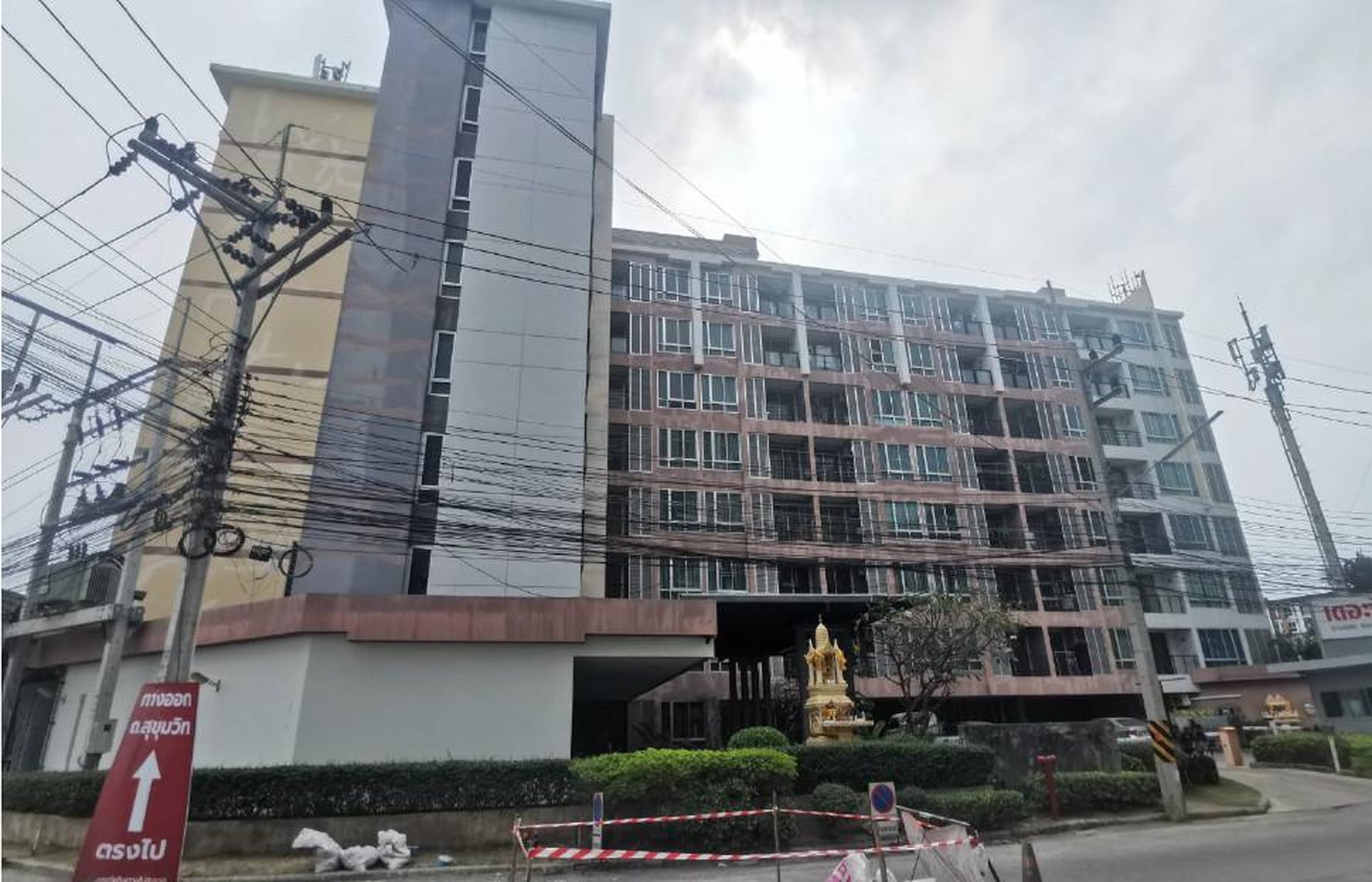 ทรัพย์สถาบันโดย GHB คอนโด เดอะ ซีน บางแสน คอนโดมิเนียม (The Scene Bangsaen Condominium)