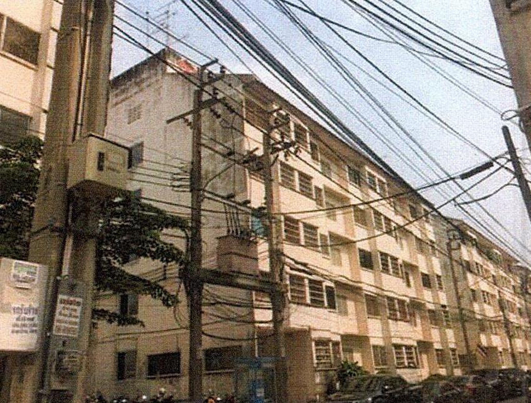 ทรัพย์สถาบันโดย GHB คอนโด บ้านเอื้ออาทร ลาดกระบัง 1 (Baan Ua-Athorn Latkrabang 1)