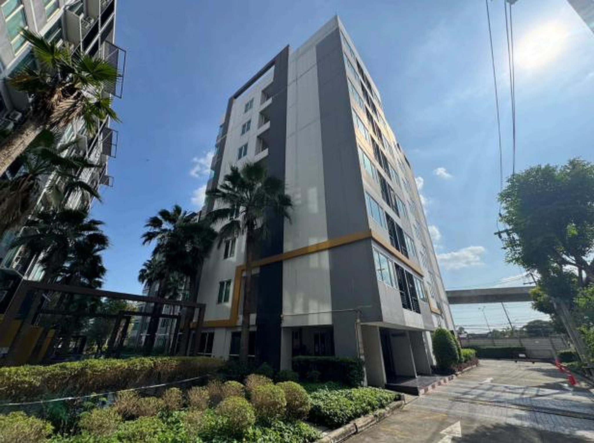 ทรัพย์สถาบันโดย GHB คอนโดใกล้ MRT บางรักใหญ่ เอส 9 คอนโดมิเนียม (S9 Condominium)