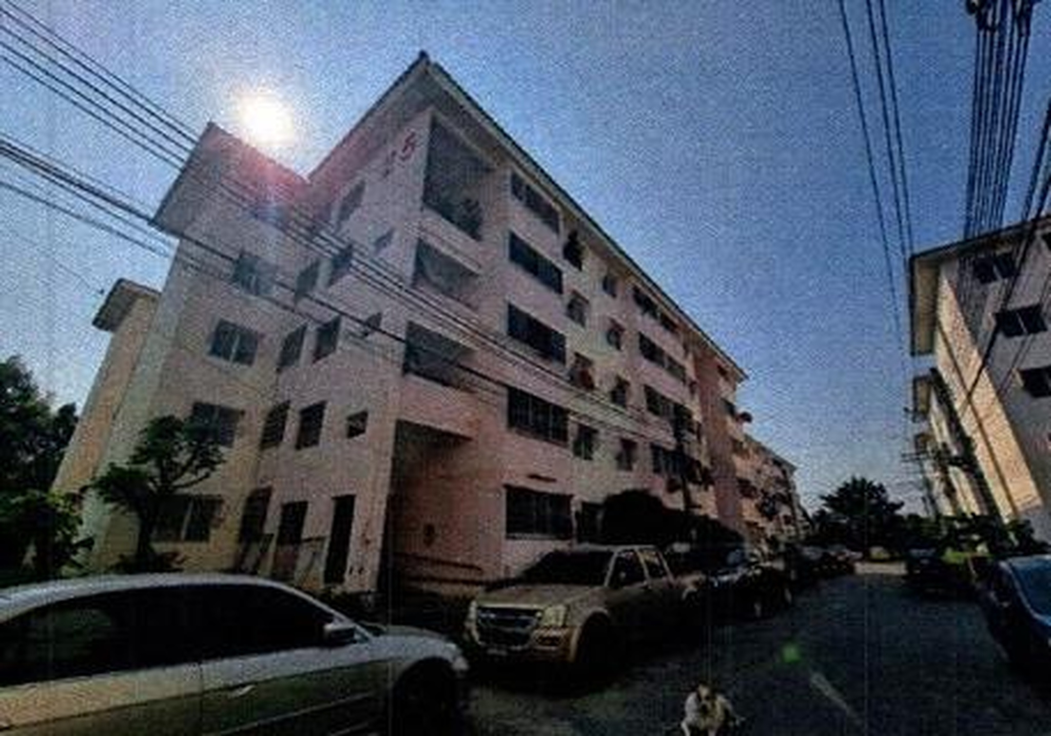 ทรัพย์สถาบันโดย GHB คอนโด บ้านเอื้ออาทร นนทบุรี (วัดกู้ 1) (Baan Ua-Athorn Wat Koo 1)