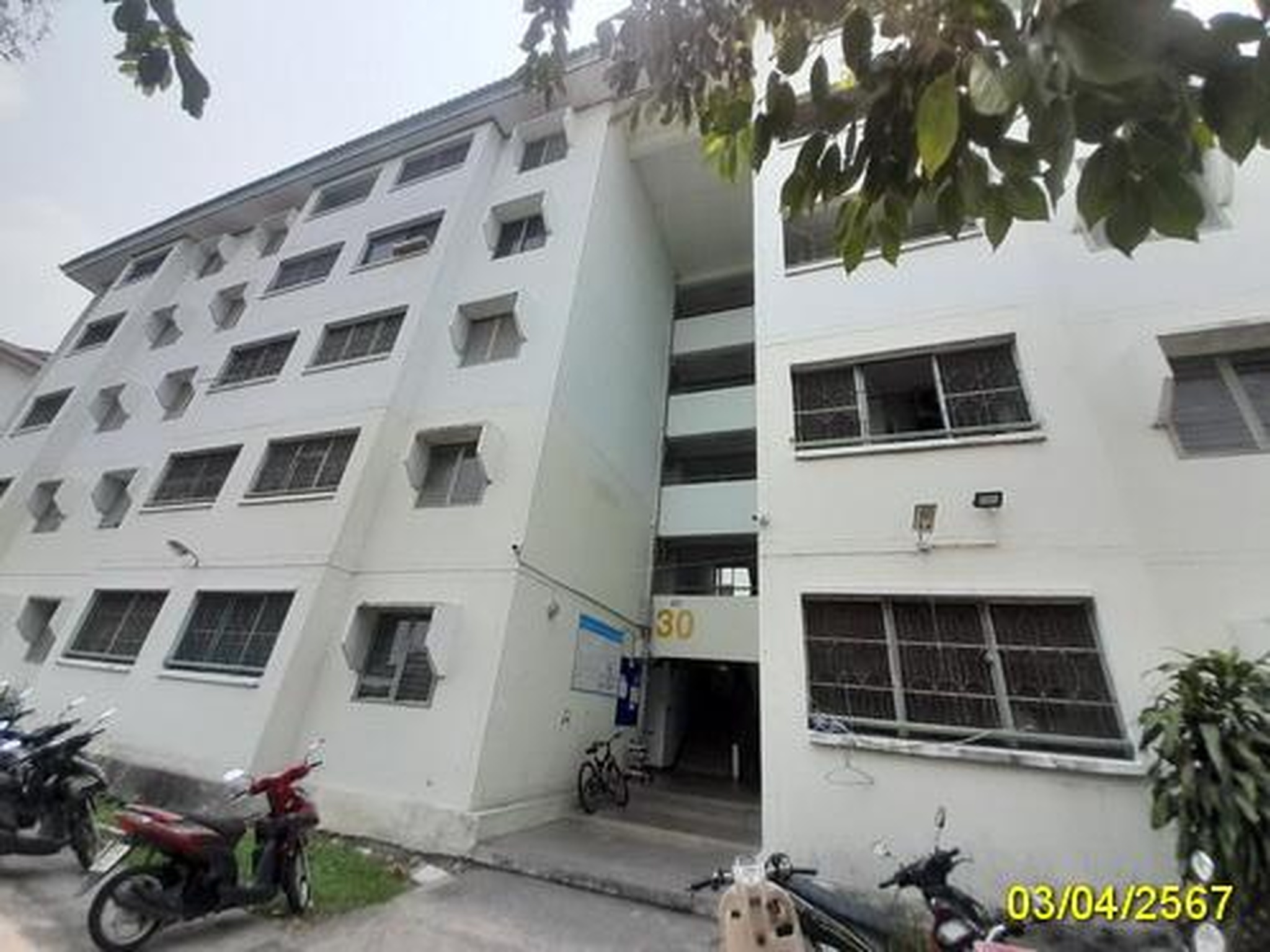 ทรัพย์สถาบันโดย GHB คอนโด บ้านเอื้ออาทร พหลโยธิน กม.44 (Baan Ua-Athorn Phaholyothin Km.44)