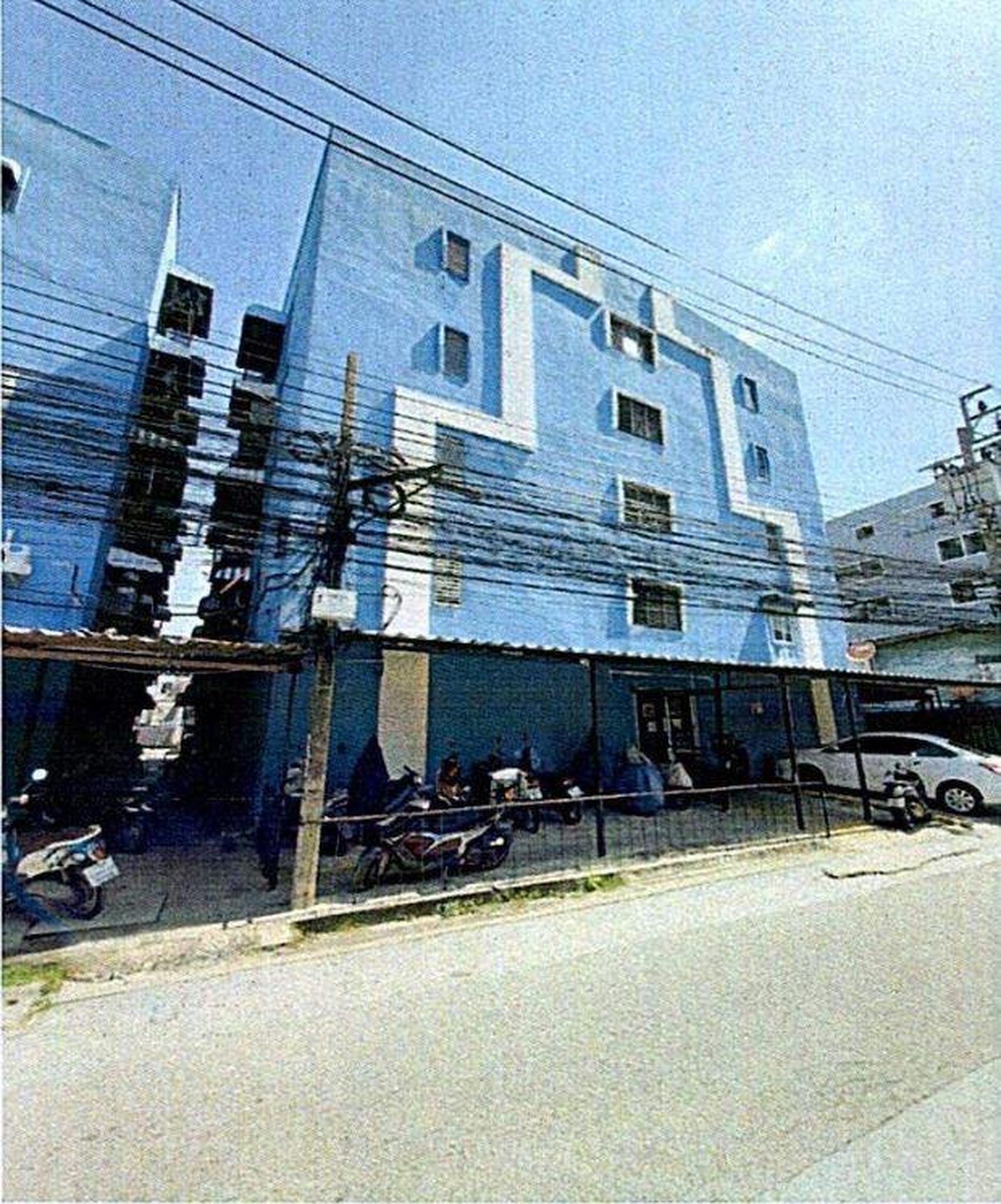 ทรัพย์สถาบันโดย GHB คอนโดใกล้ BTS สะพานใหม่ ชาลีรัตน์ (Chaleerat)