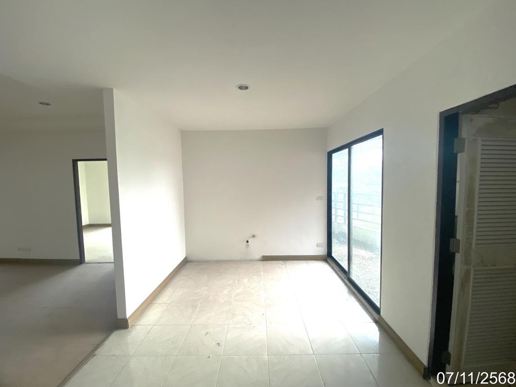 ทรัพย์สถาบันโดย KASIKORNBANK คอนโด ไอทะเล คอนโดมิเนียม บางแสน (i-Talay Condominium Bangsaen)