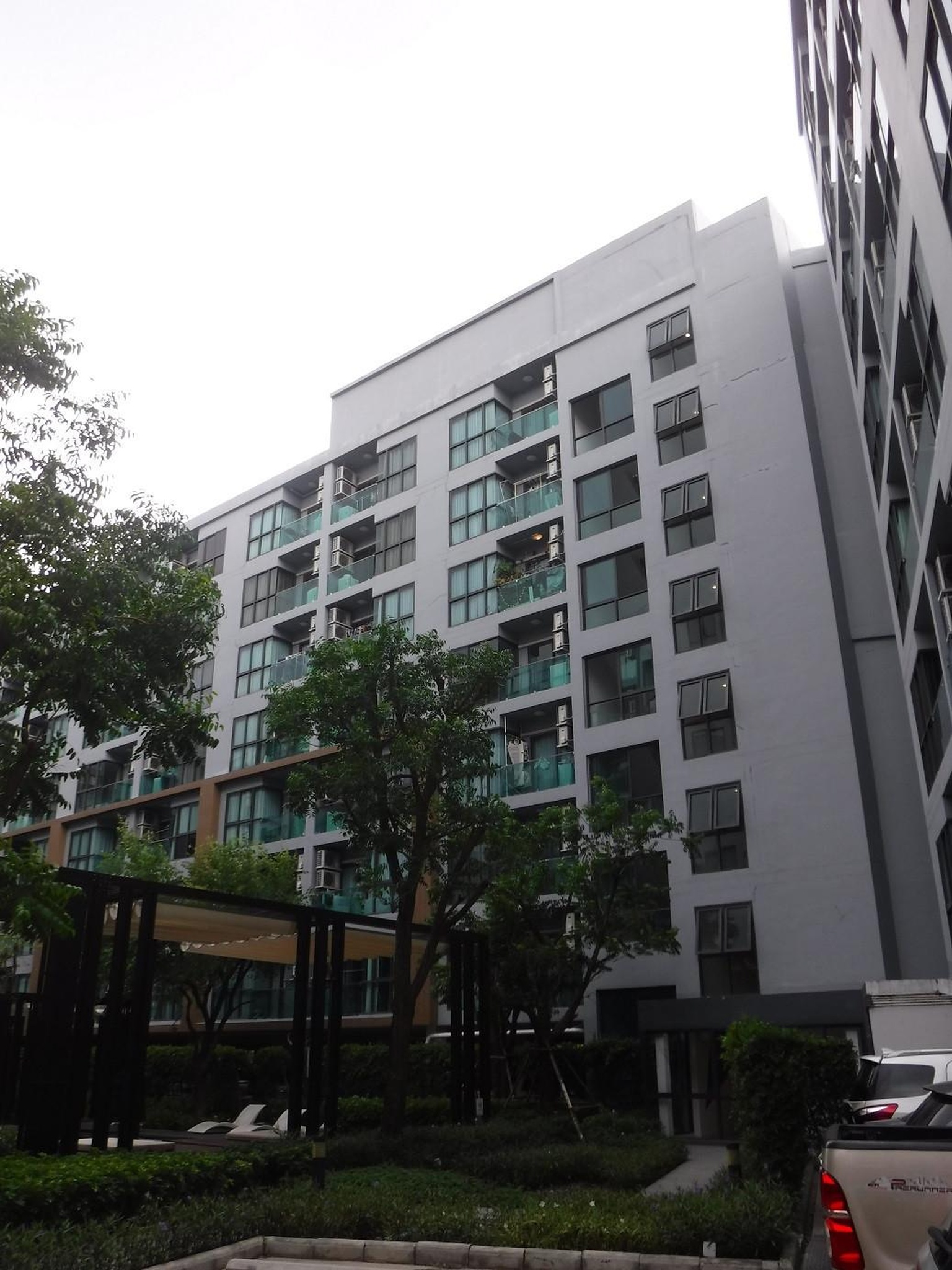 ทรัพย์สถาบันโดย GHB คอนโด ดิ เอ็กซ์เซล ไฮด์อเวย์ สุขุมวิท 50 (The Excel Hideaway Sukhumvit 50)