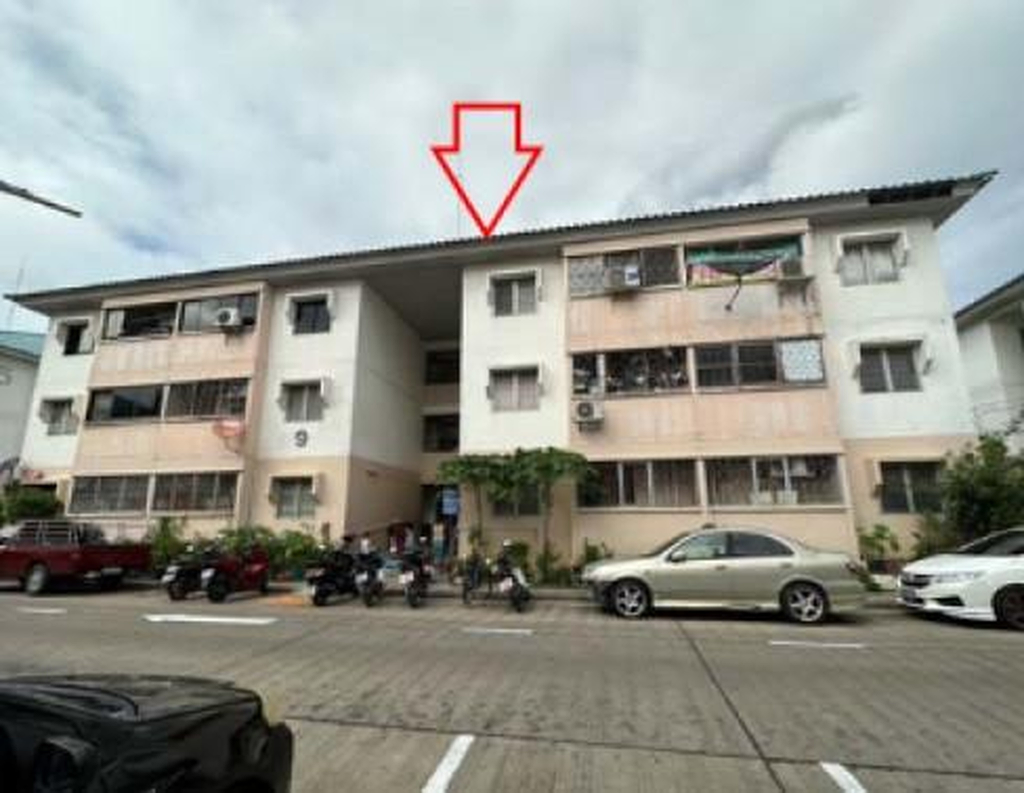 ทรัพย์สถาบันโดย GHB คอนโด บ้านเอื้ออาทร พุทธมณฑลสาย 5 (หลังองค์พระ) (Baan Ua-Athorn Lang Ong Phra)