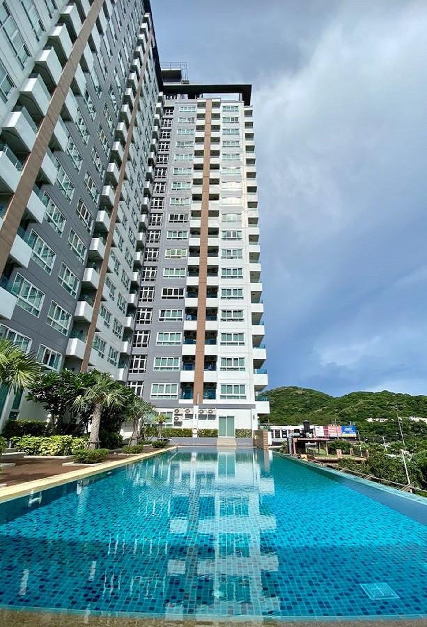 ทรัพย์สถาบันโดย GHB คอนโด ซีฮิลล์ คอนโด ศรีราชา (Sea Hill Condo Sriracha)