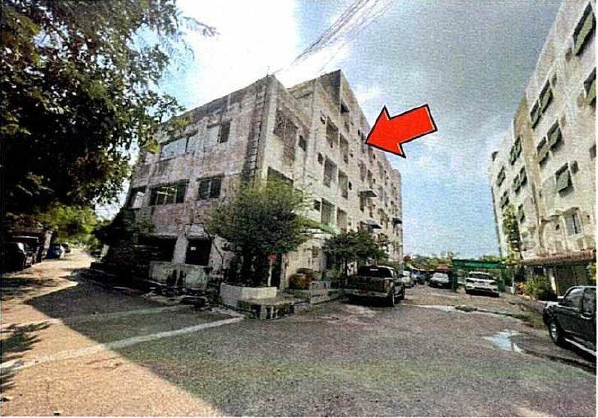 ทรัพย์สถาบันโดย GHB คอนโด บี.ซี.แอล. คอนโดมิเนียม (B.C.L. Condominium)