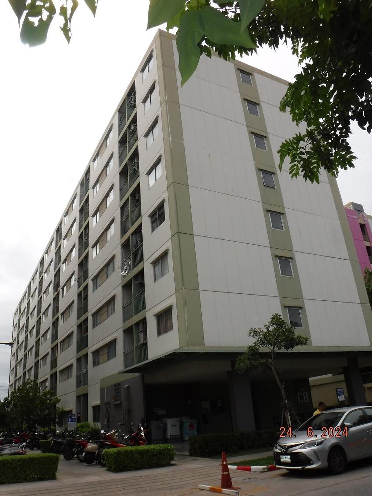 ทรัพย์สถาบันโดย GHB คอนโด ลุมพินี ทาวน์ชิป รังสิต-คลอง 1 (Lumpini Township Rangsit-Klong 1)