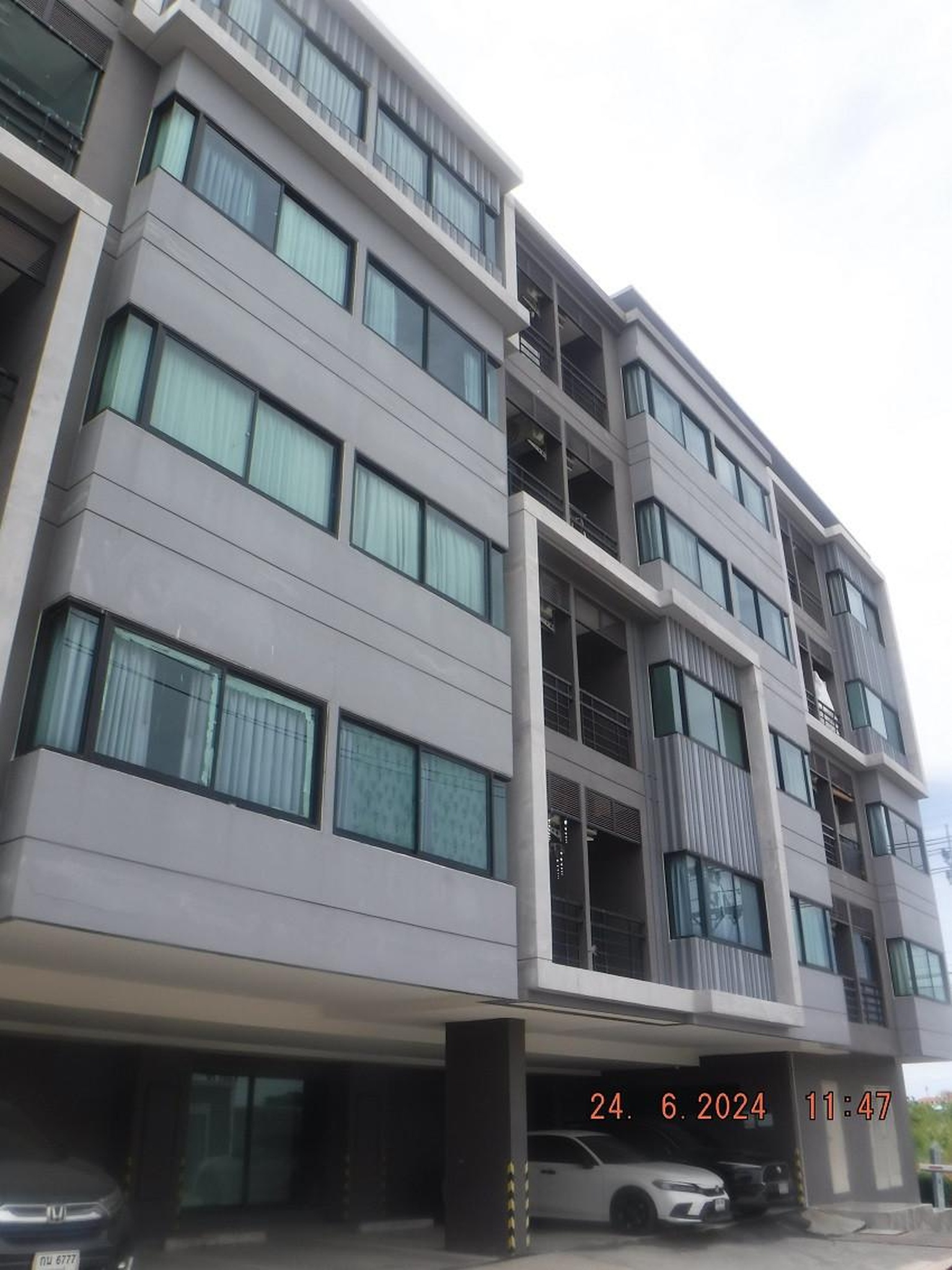 ทรัพย์สถาบันโดย GHB คอนโด เวียร์ 7 เอแบค บางนา (VIIA 7 @ ABAC Bangna)