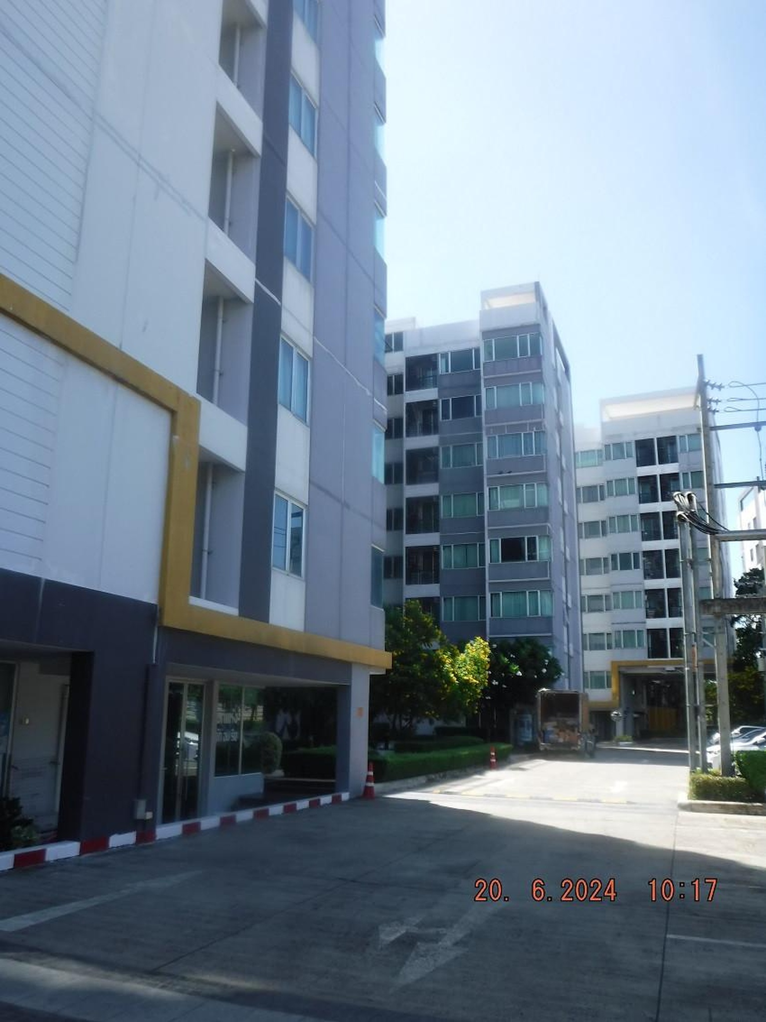 ทรัพย์สถาบันโดย GHB คอนโดใกล้ MRT บางรักใหญ่ เอส 9 คอนโดมิเนียม (S9 Condominium)