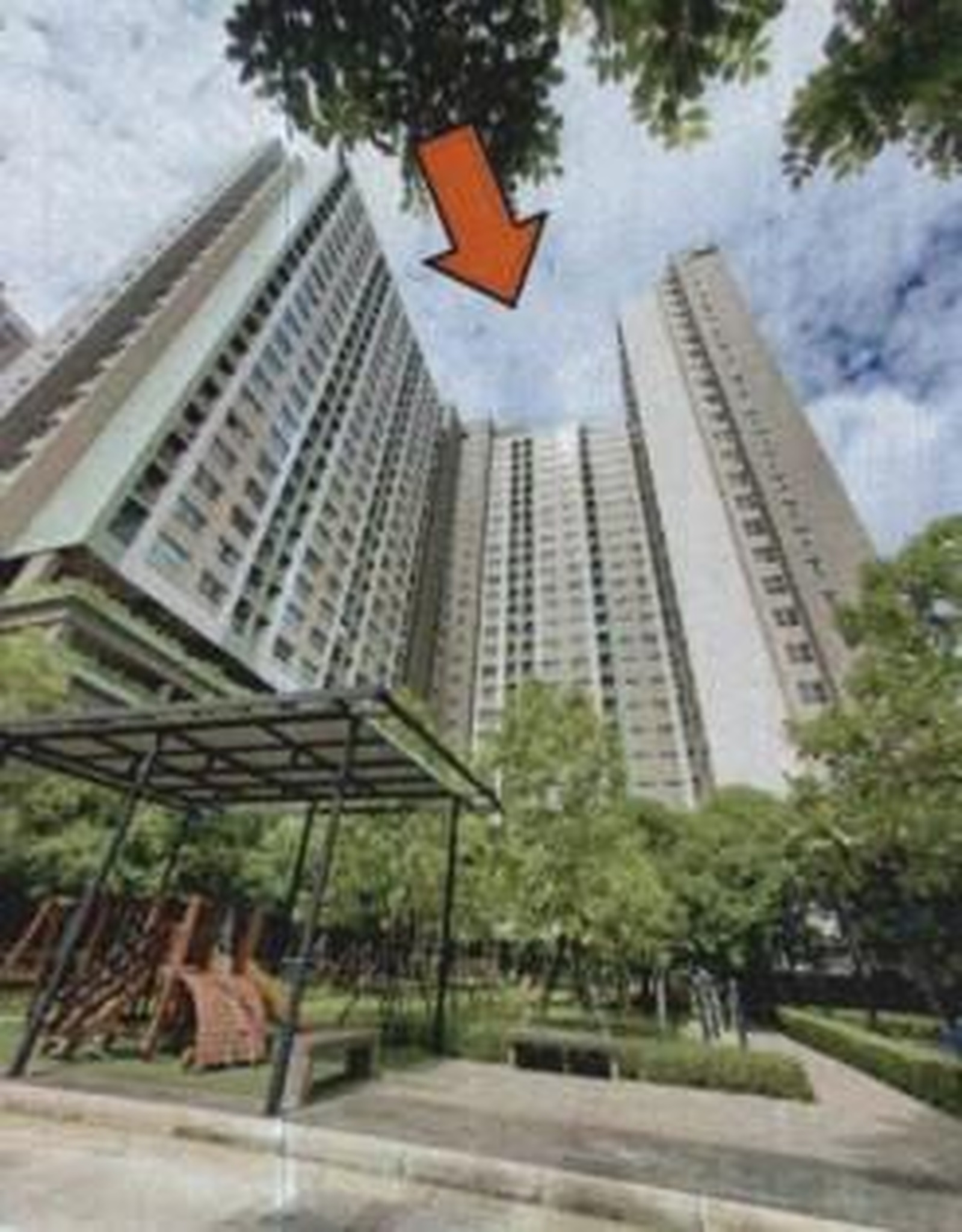 ทรัพย์สถาบันโดย GHB คอนโด ลุมพินี วิลล์ นครอินทร์-ริเวอร์วิว (Lumpini Ville Nakhonin-Riverview)